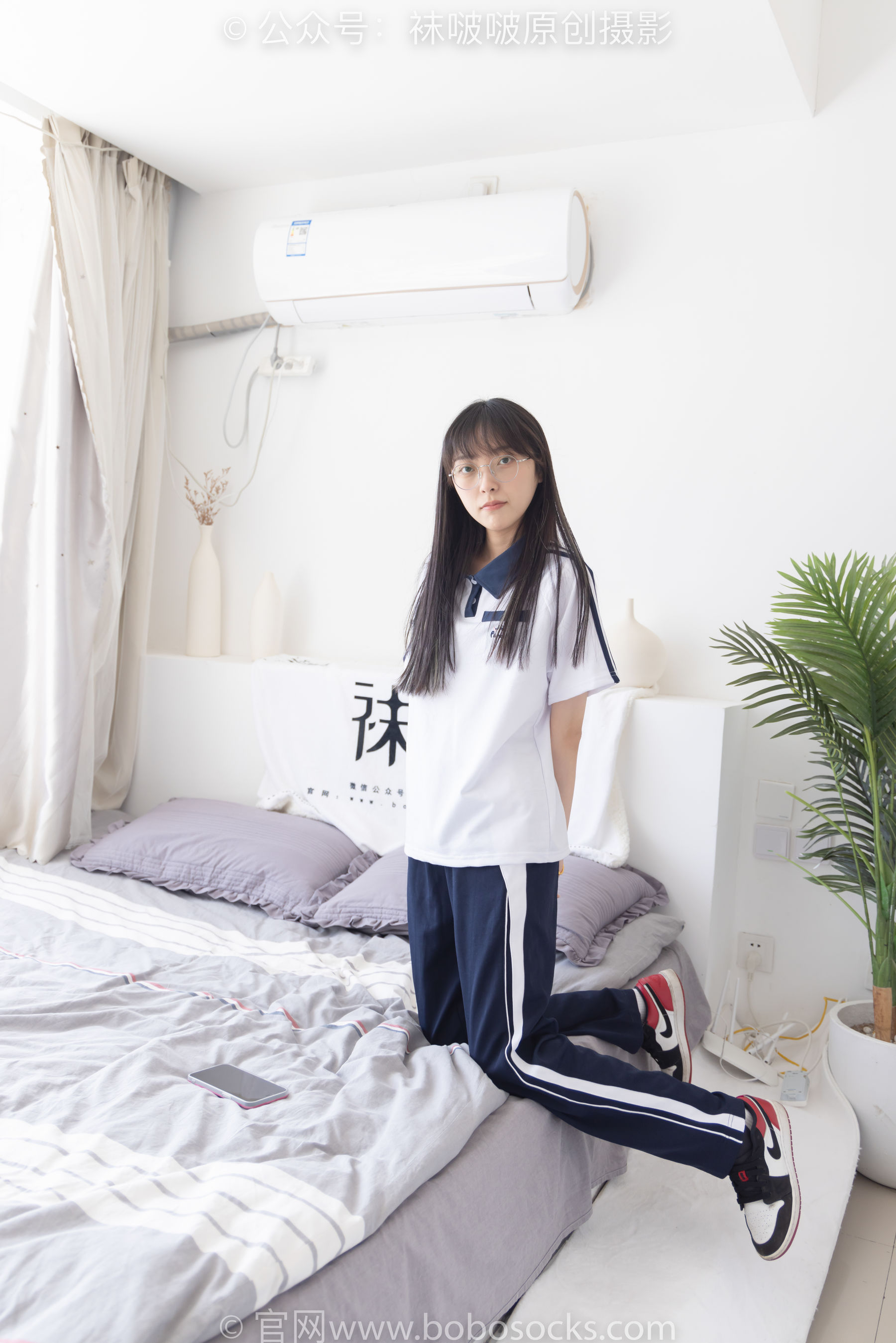 BoBoSocks袜啵啵 No.207 稚予 -aj板鞋、白棉袜、油亮白丝、校服裤里丝