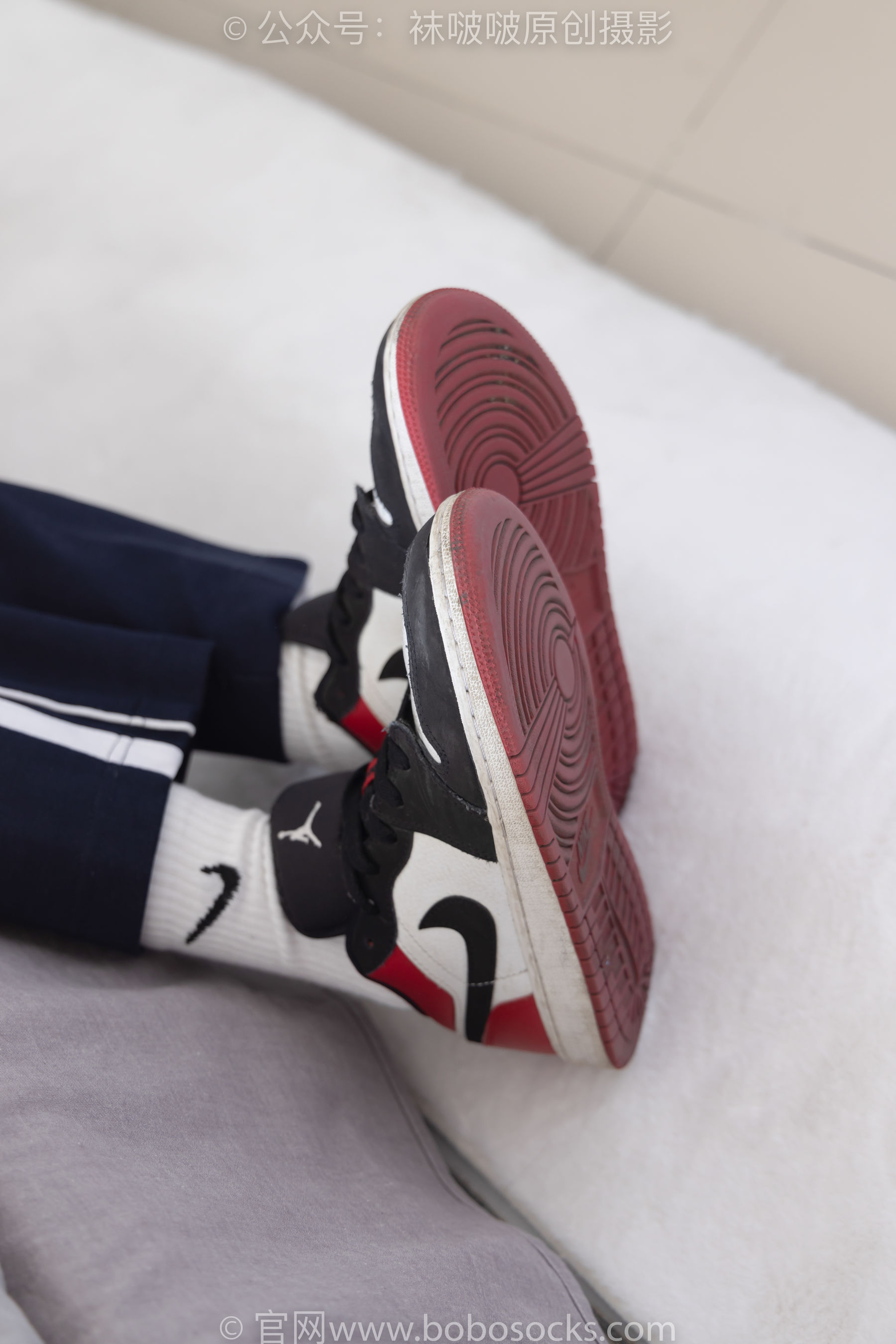 BoBoSocks袜啵啵 No.207 稚予 -aj板鞋、白棉袜、油亮白丝、校服裤里丝