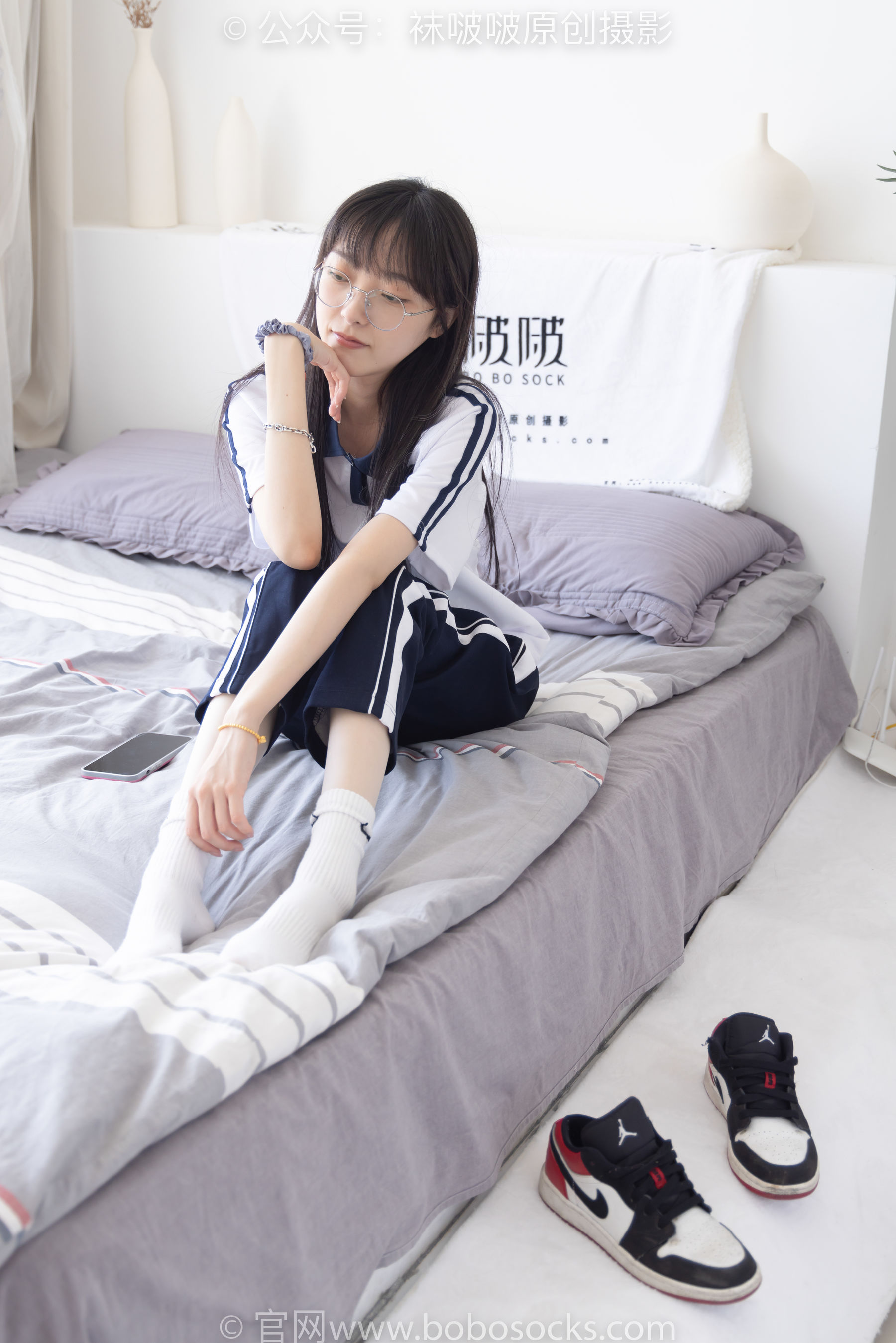 BoBoSocks袜啵啵 No.207 稚予 -aj板鞋、白棉袜、油亮白丝、校服裤里丝