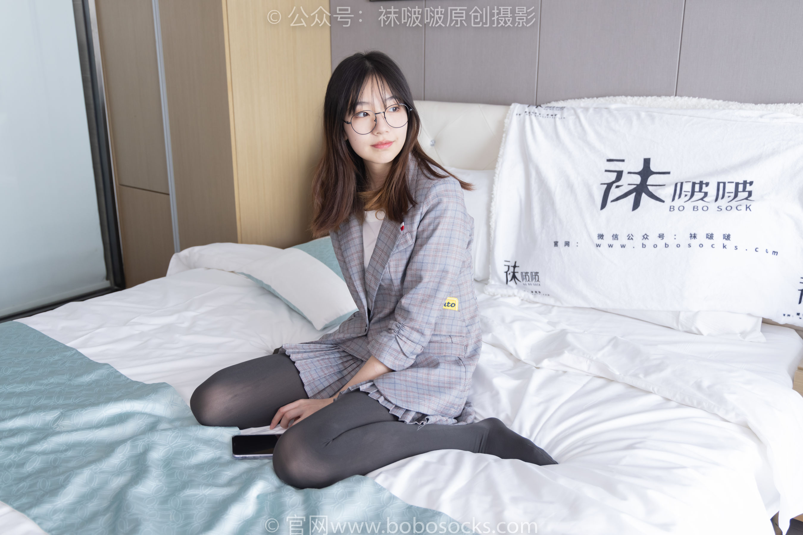BoBoSocks袜啵啵 No.210 小甜豆 -皮鞋、厚灰丝、ol装