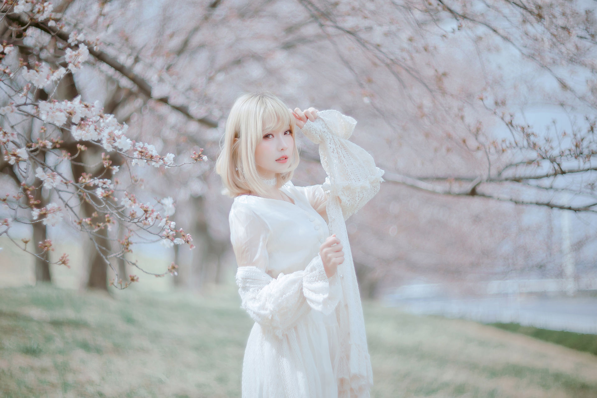 Ely_eee(ElyEE子) - Sakura