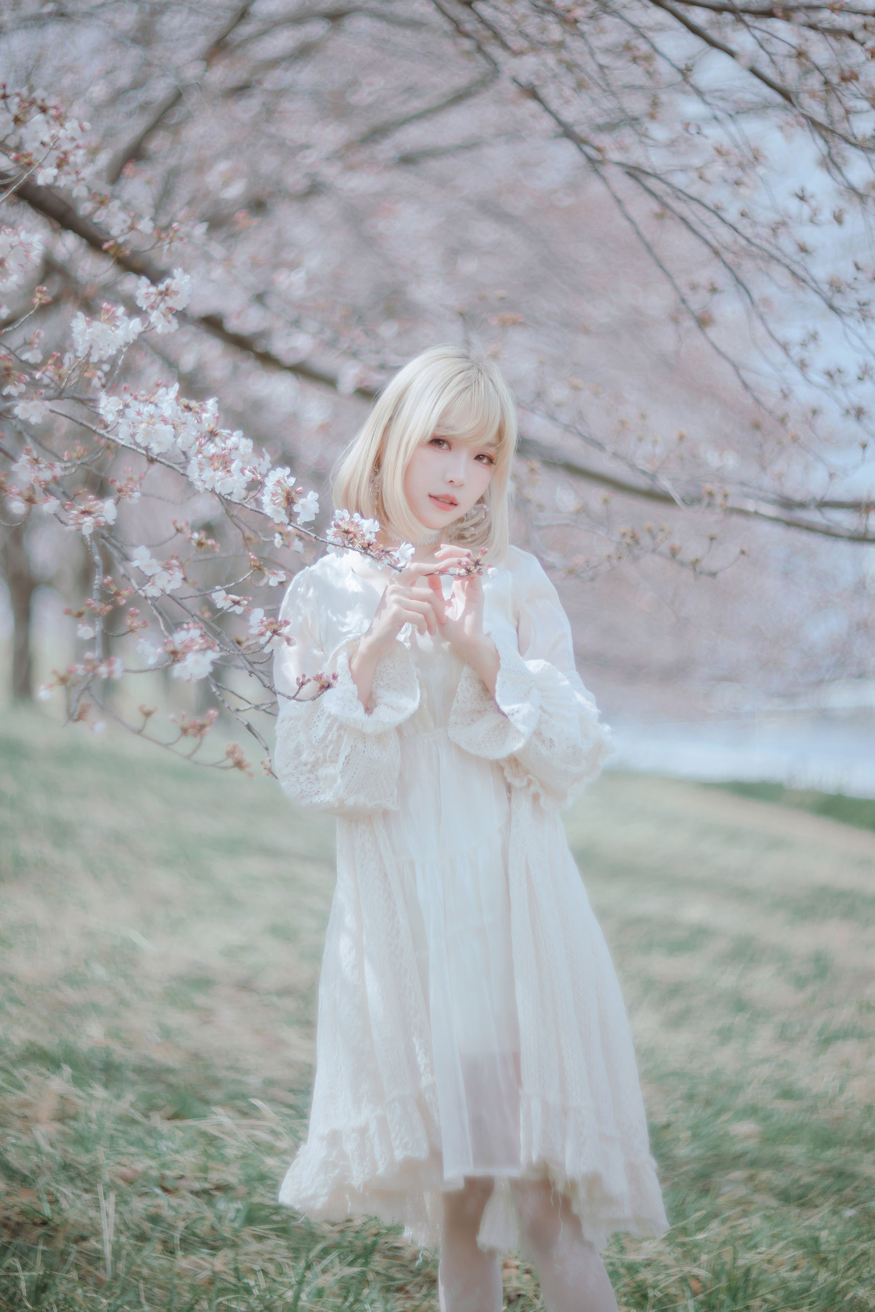 Ely_eee(ElyEE子) - Sakura