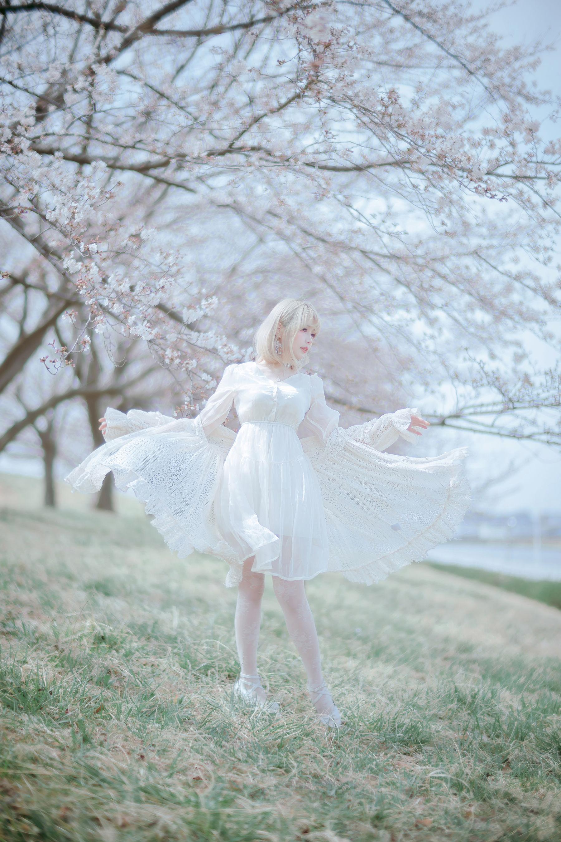 Ely_eee(ElyEE子) - Sakura