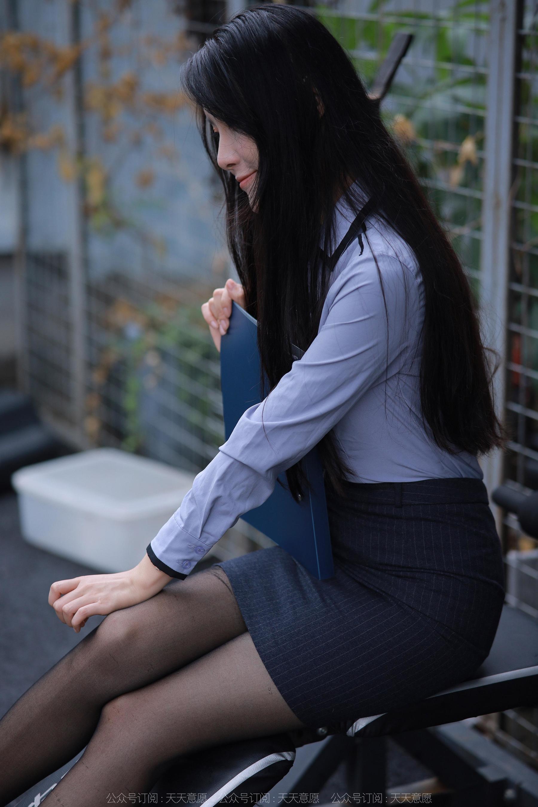 IESS异思趣向 - 模特：婉萍 《嘿丝女秘》