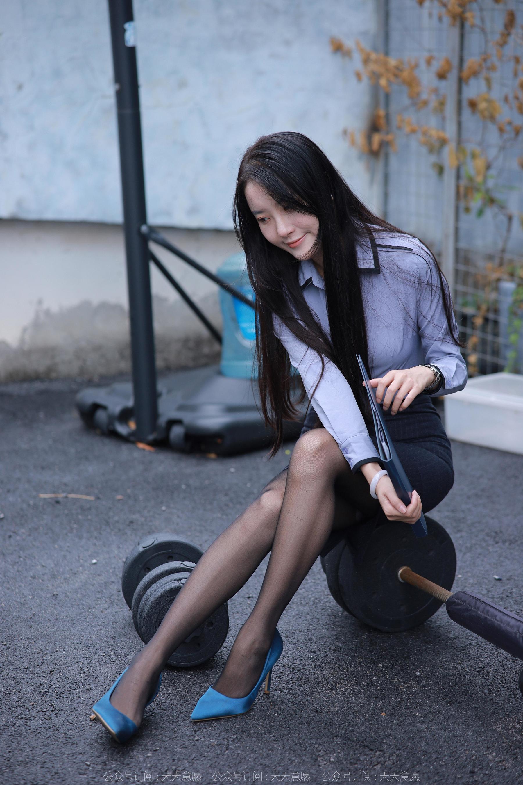 IESS异思趣向 - 模特：婉萍 《嘿丝女秘》