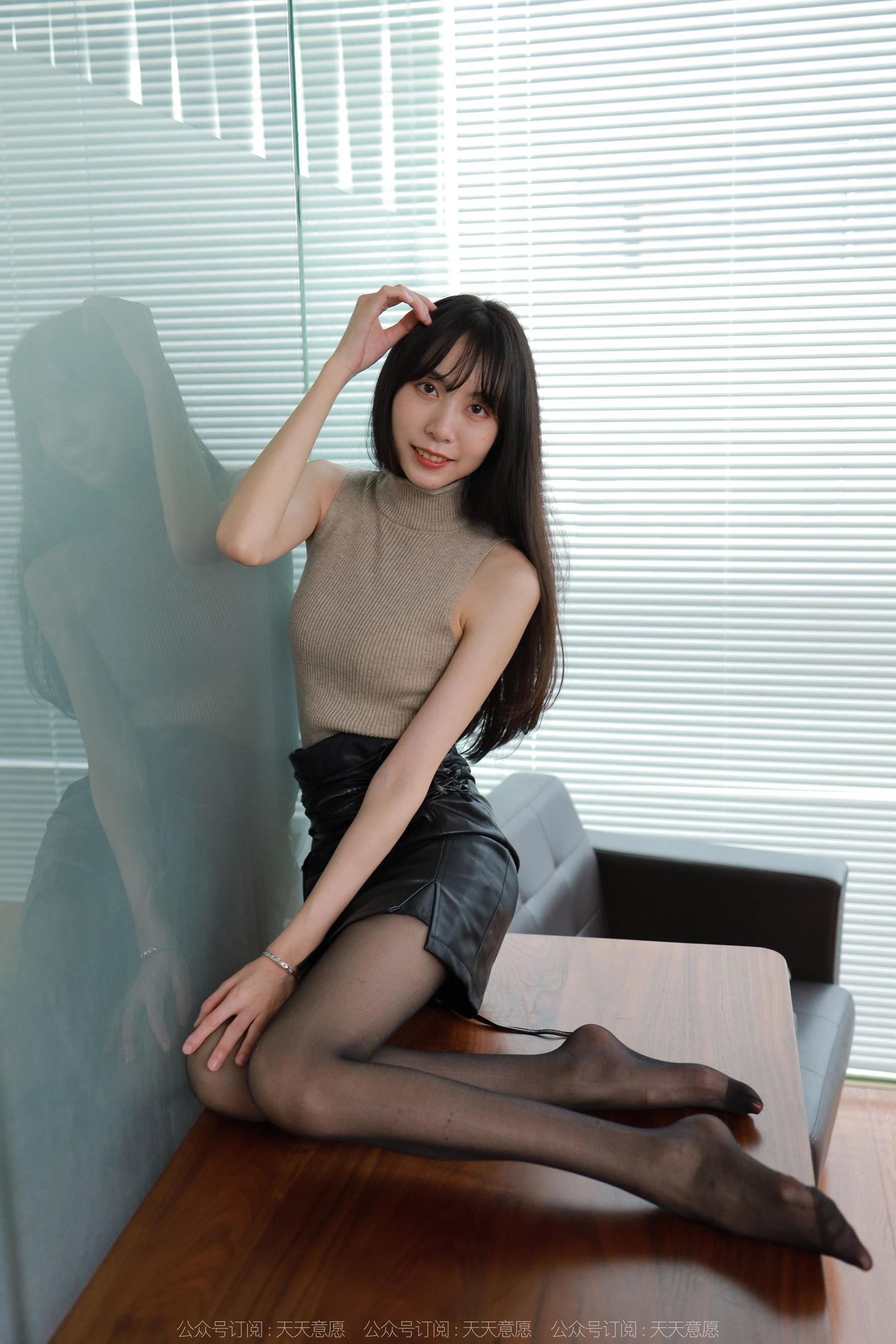IESS异思趣向 - 模特：团团 《暗里着迷》