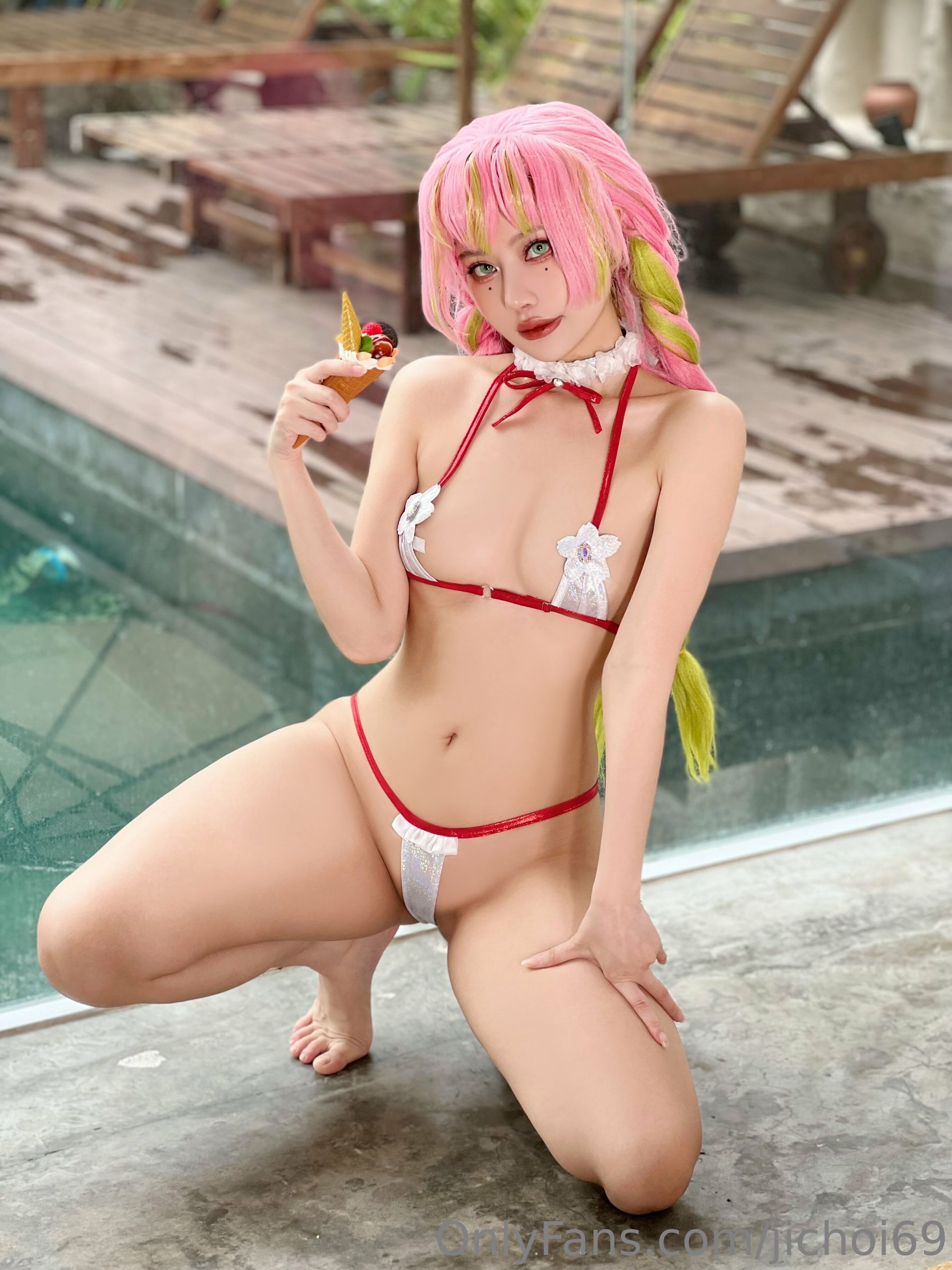 Choi Ji Yun - Mitsuri Kanroji Bikini