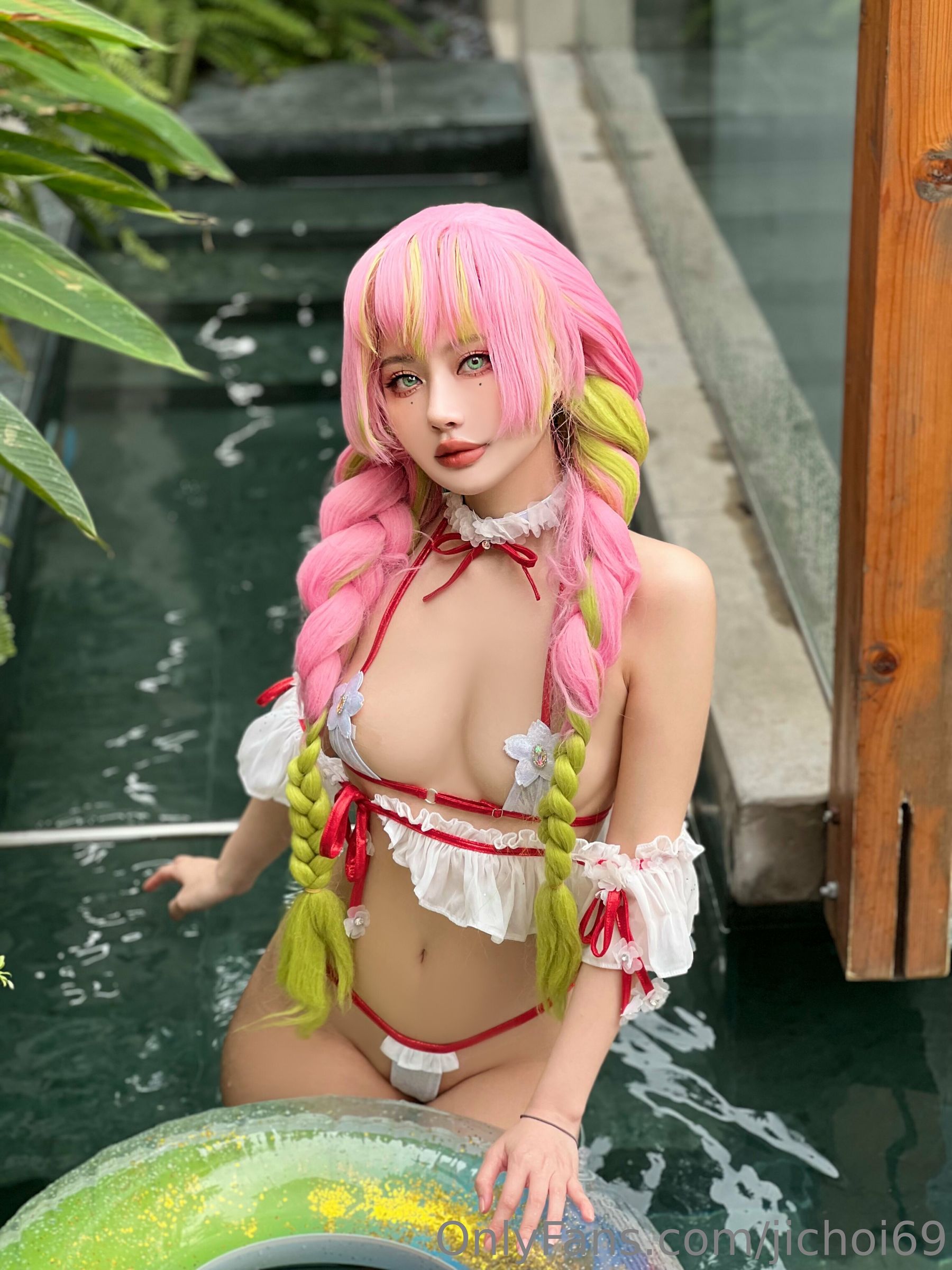 Choi Ji Yun - Mitsuri Kanroji Bikini