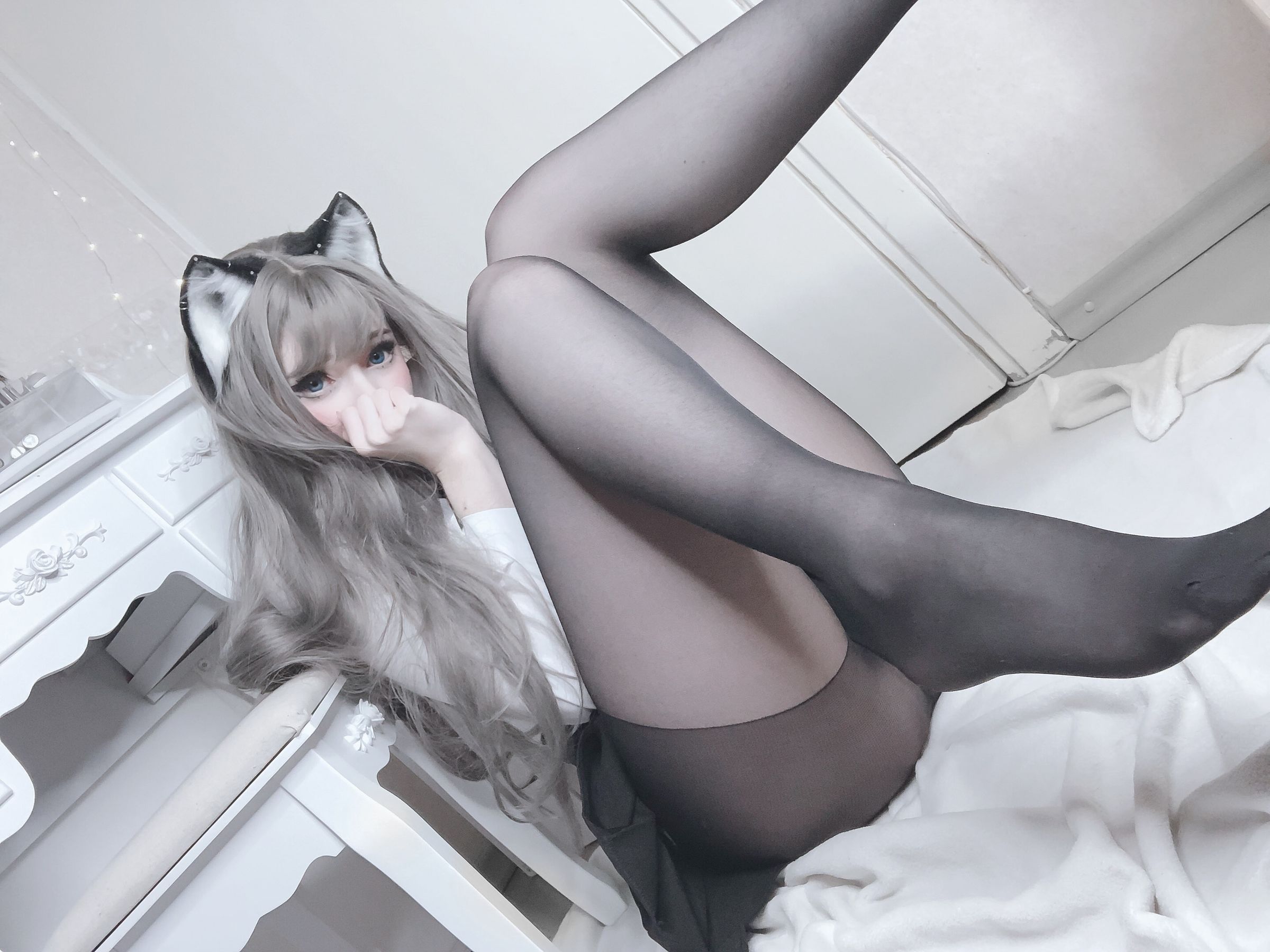 Candy Ball - Lewd Stocking Kitty