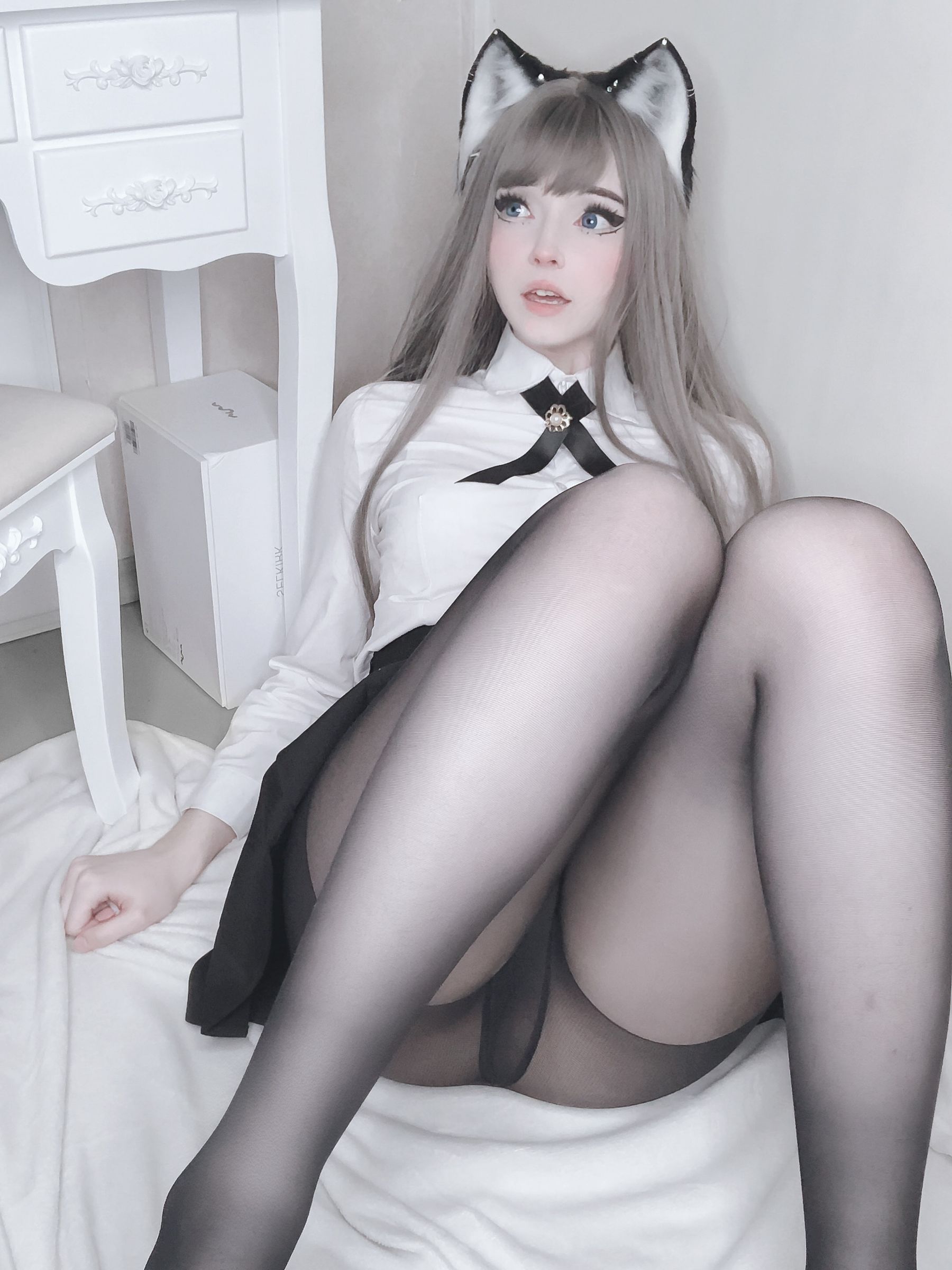 Candy Ball - Lewd Stocking Kitty