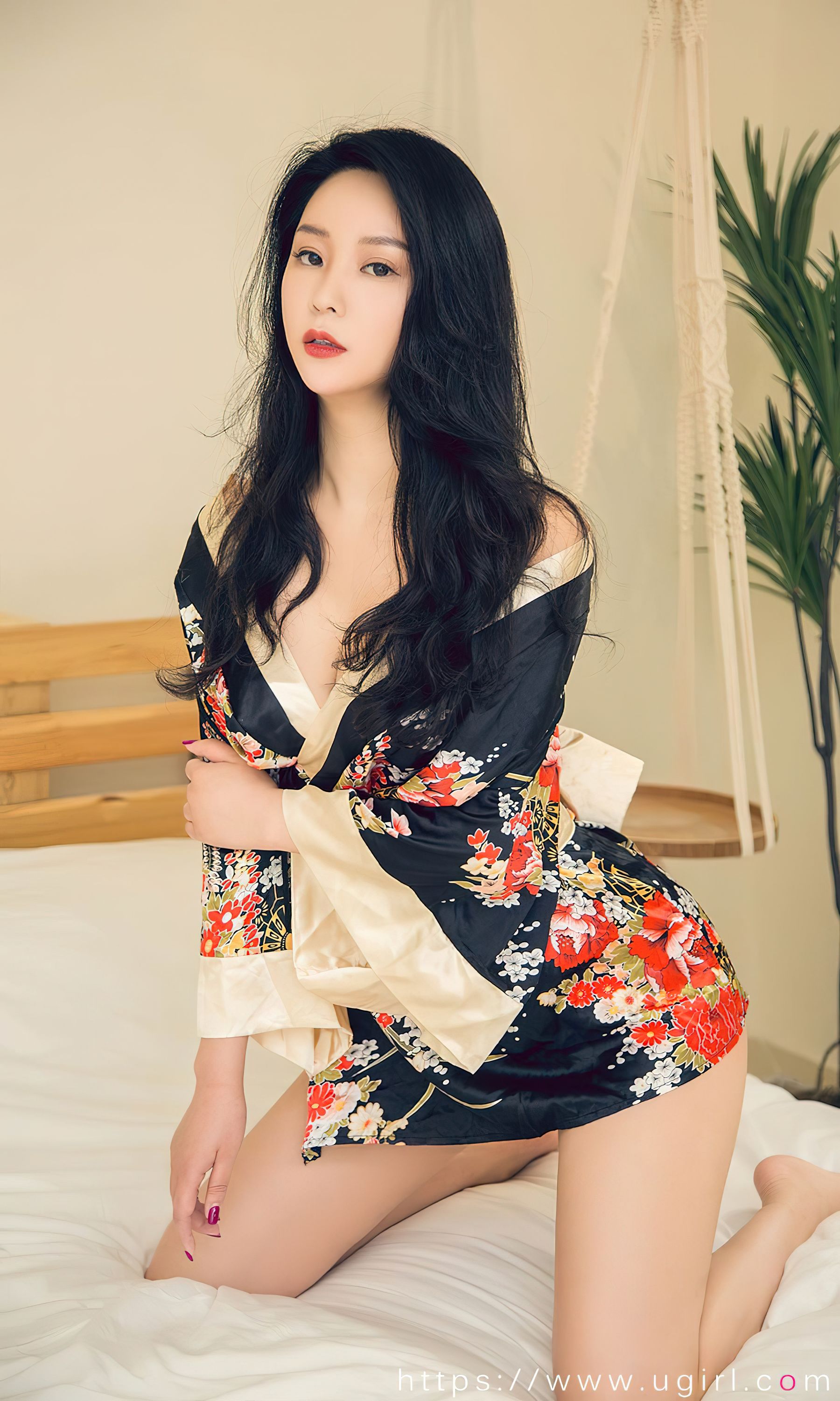 [Ugirls]爱尤物 No.2552 寂寞聚又散 刘瑾希