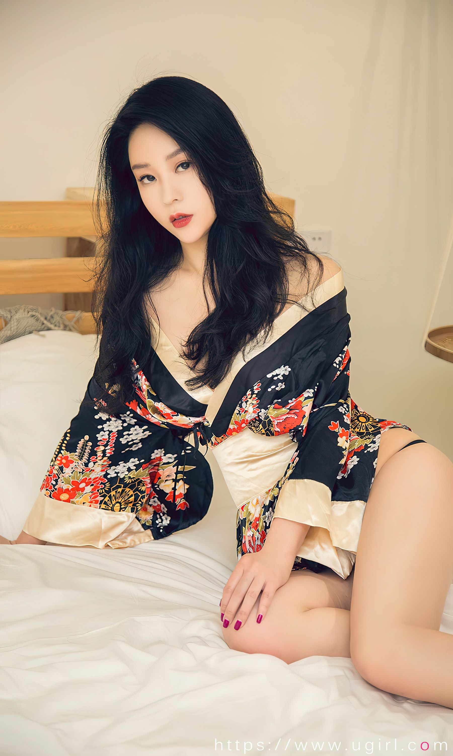 [Ugirls]爱尤物 No.2552 寂寞聚又散 刘瑾希