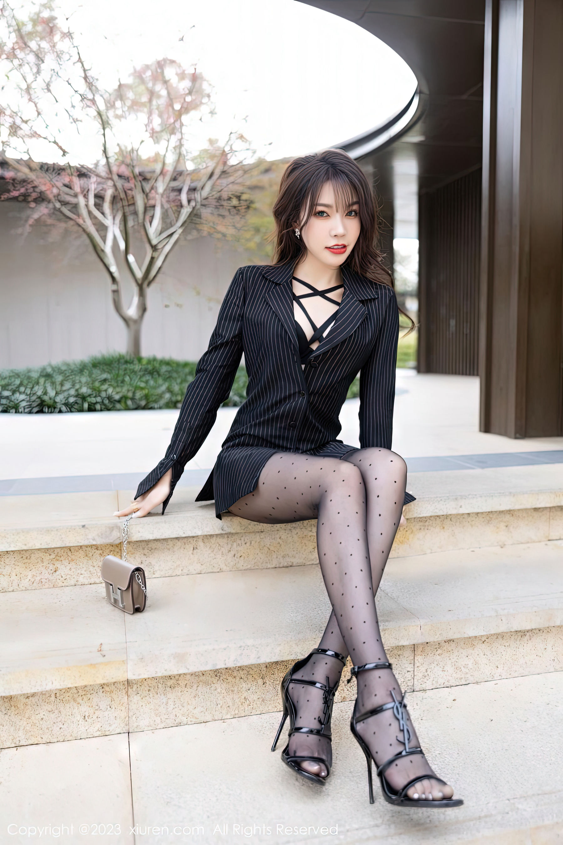 [秀人XiuRen] 2023.01.30 No.6191 徐莉芝Booty