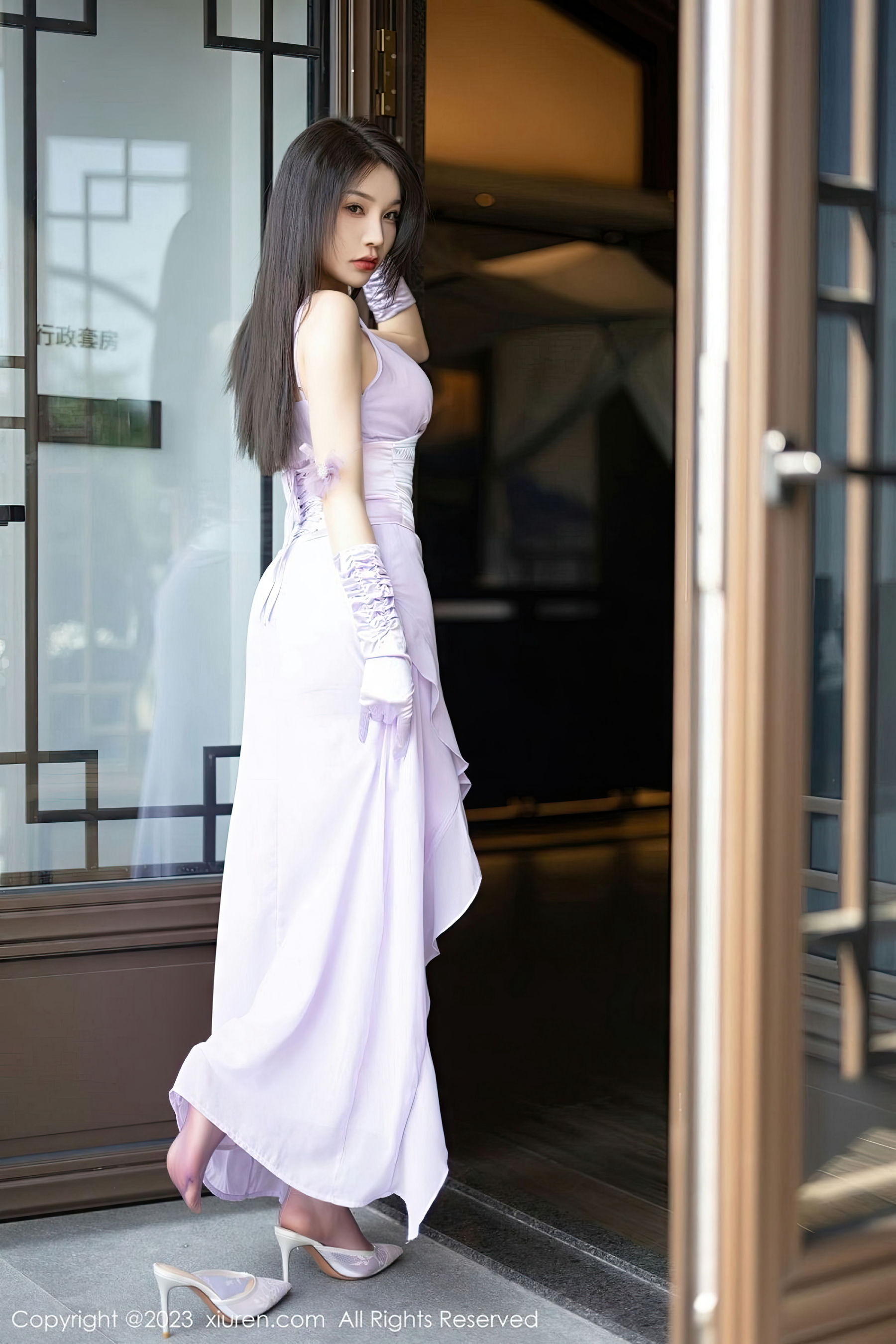 [秀人XiuRen] 2023.02.24 No.6324 徐莉芝Booty