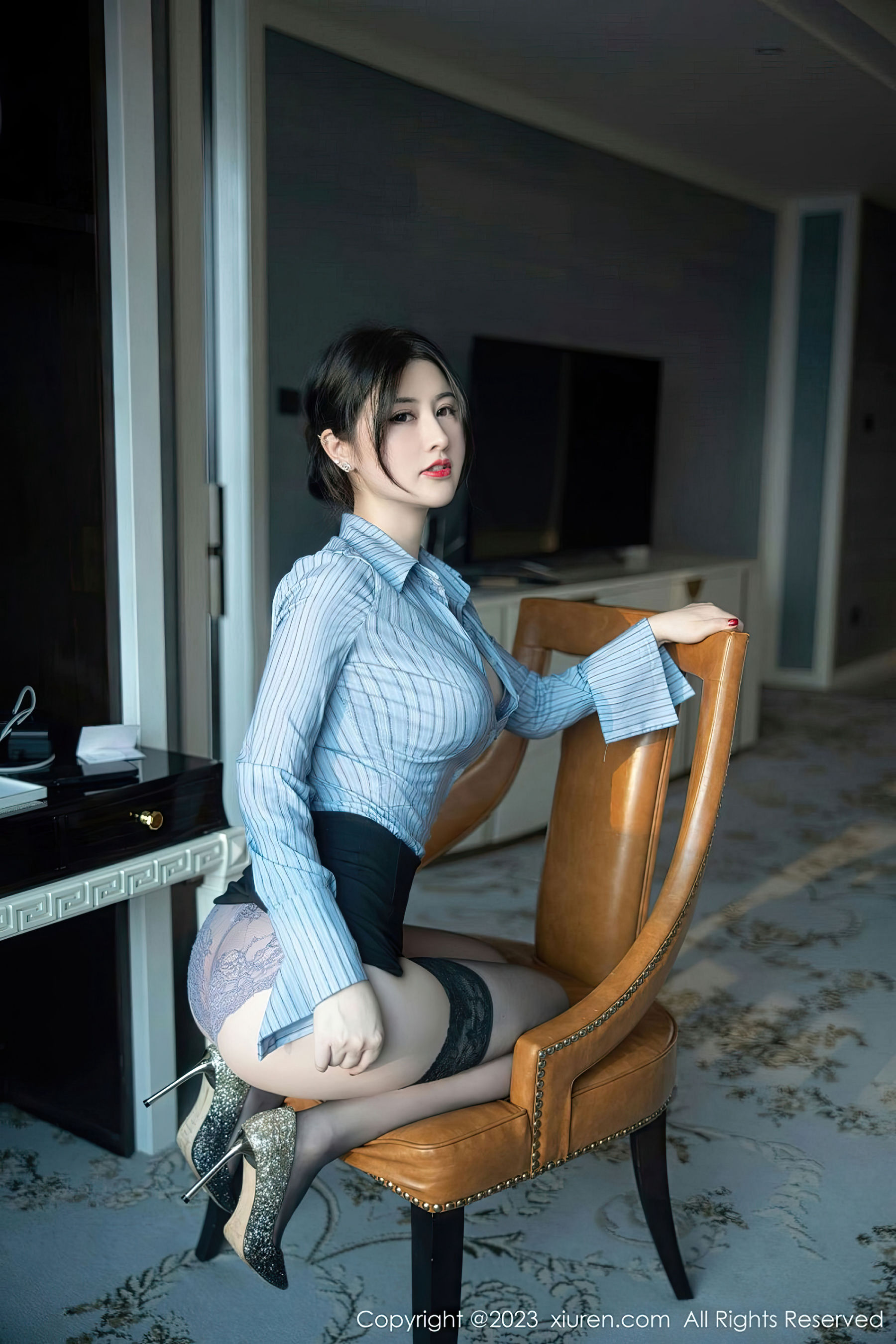 [秀人XiuRen] 2023.03.01 No.6343 诗诗kiki