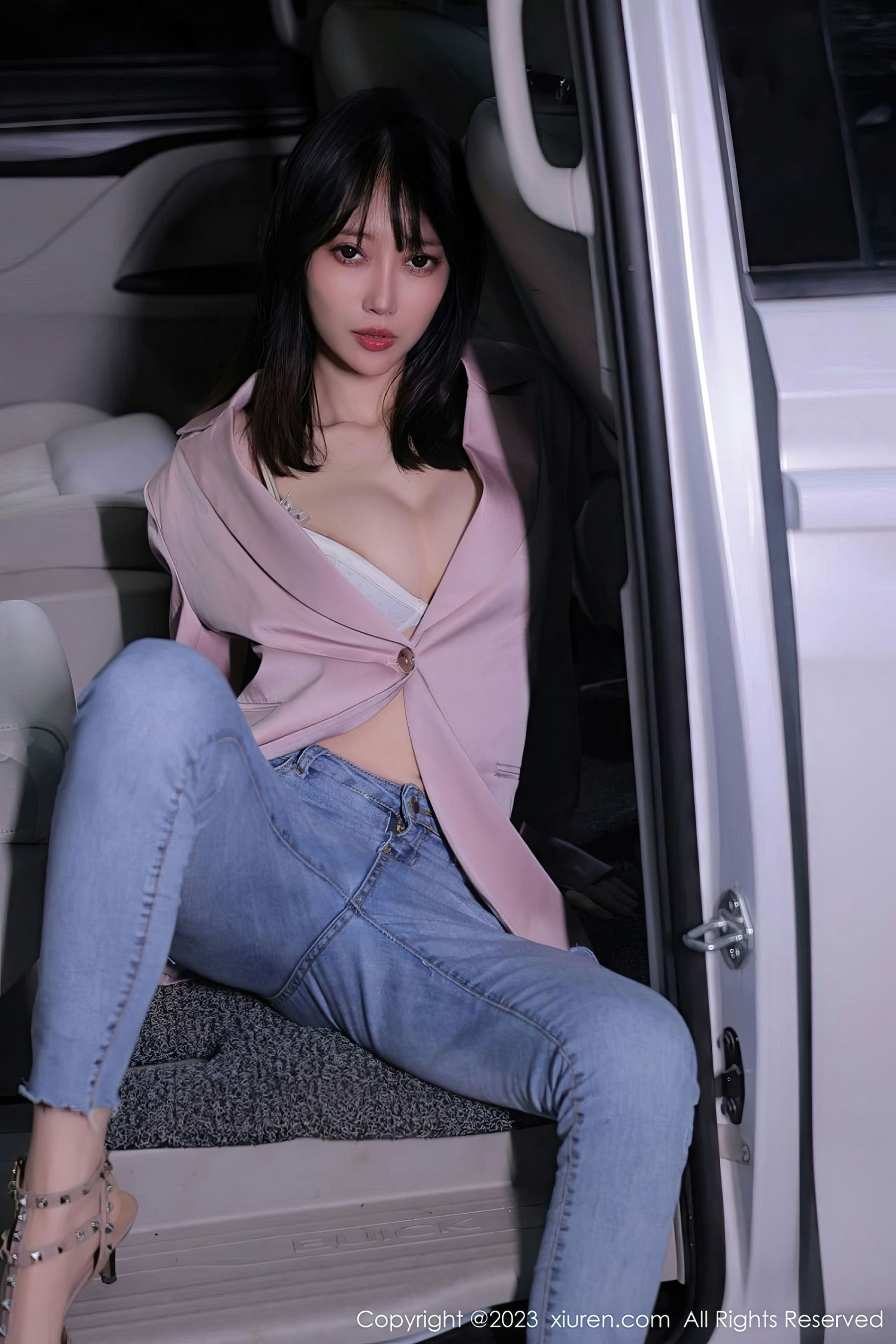 [秀人XiuRen] 2023.03.03 No.6355 玥儿玥