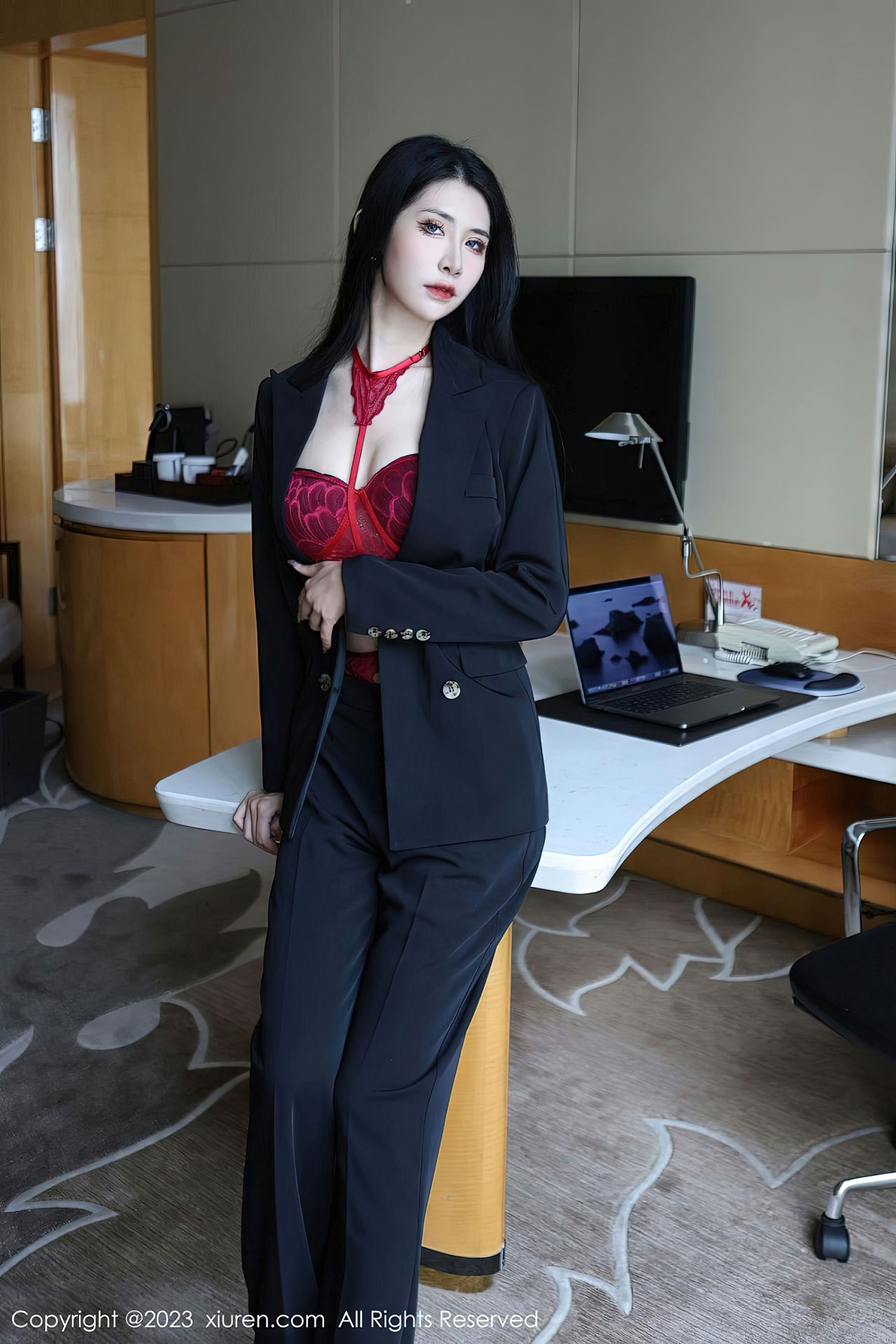 [秀人XiuRen] 2023.03.13 No.6402 依娜