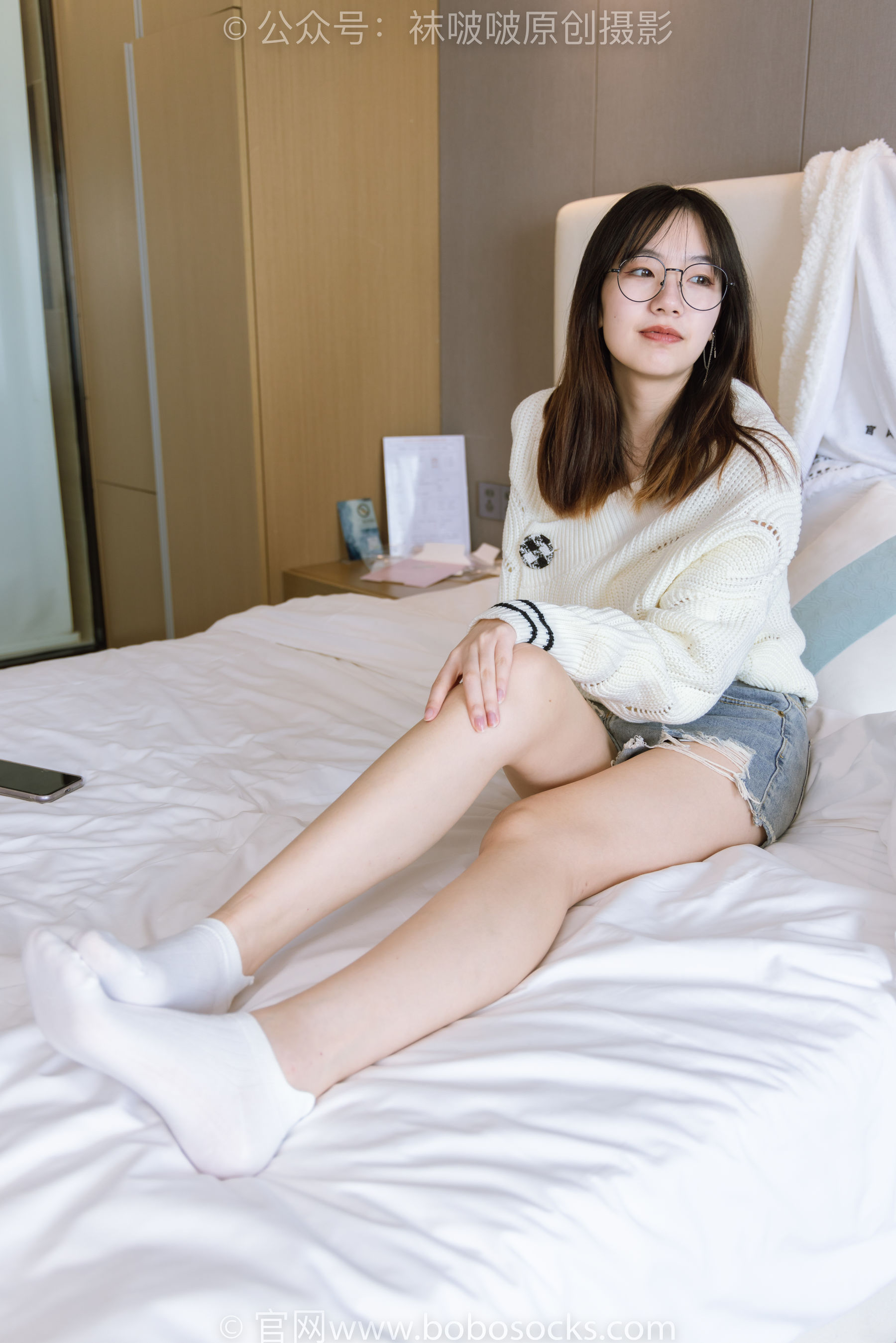 BoBoSocks袜啵啵 No.222 小甜豆-长靴、白棉袜、裸足