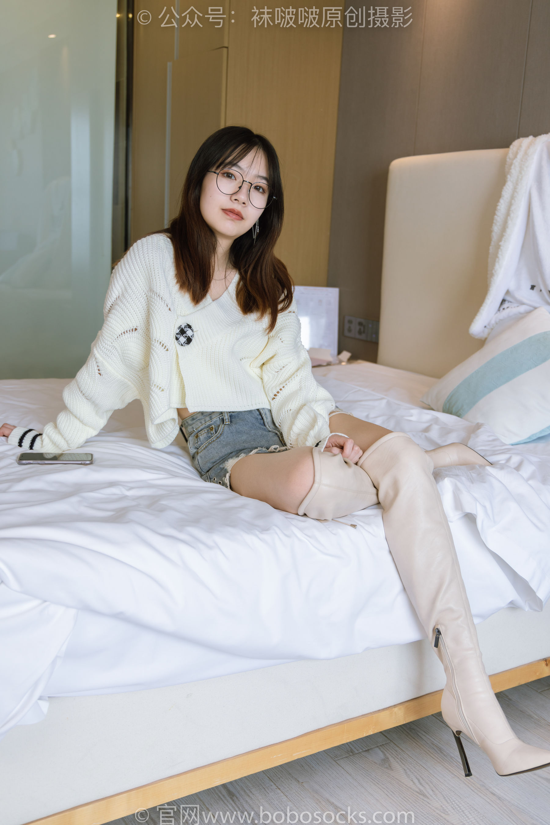 BoBoSocks袜啵啵 No.222 小甜豆-长靴、白棉袜、裸足