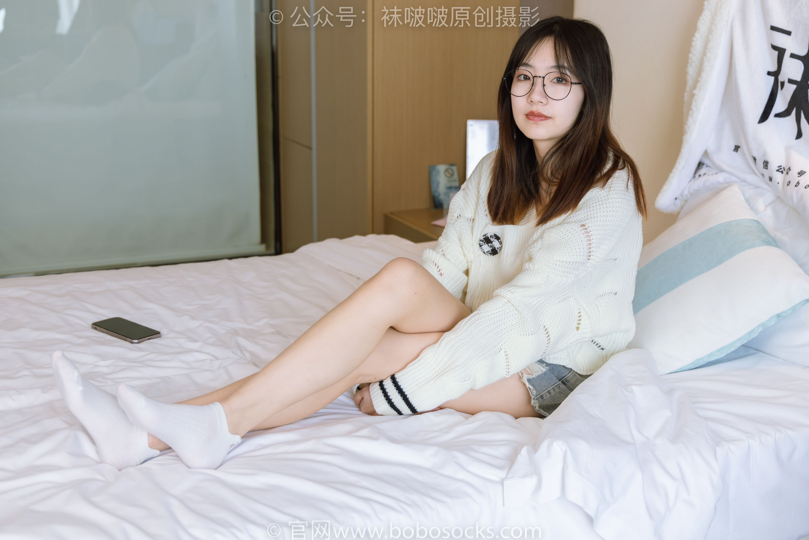 BoBoSocks袜啵啵 No.222 小甜豆-长靴、白棉袜、裸足