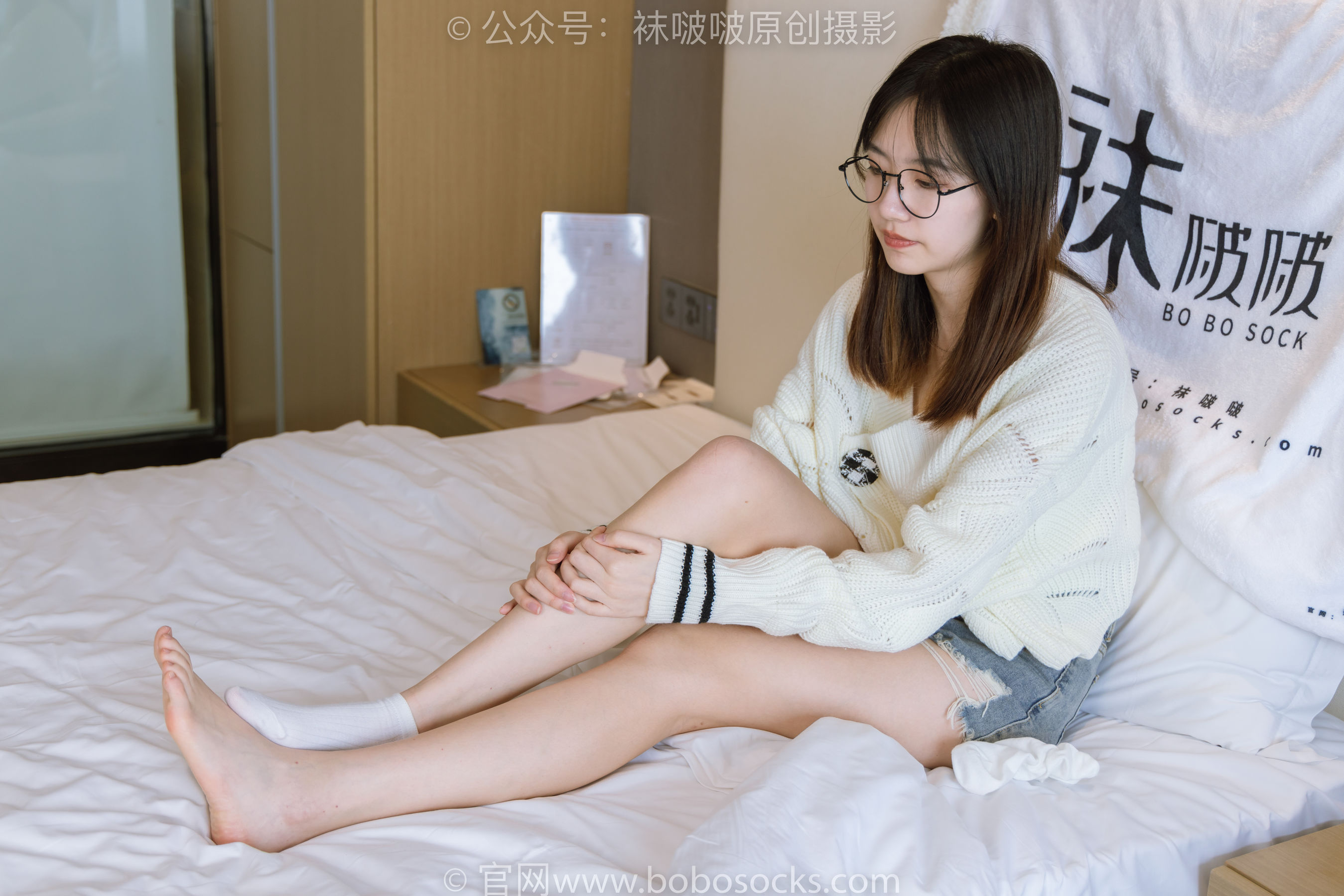 BoBoSocks袜啵啵 No.222 小甜豆-长靴、白棉袜、裸足