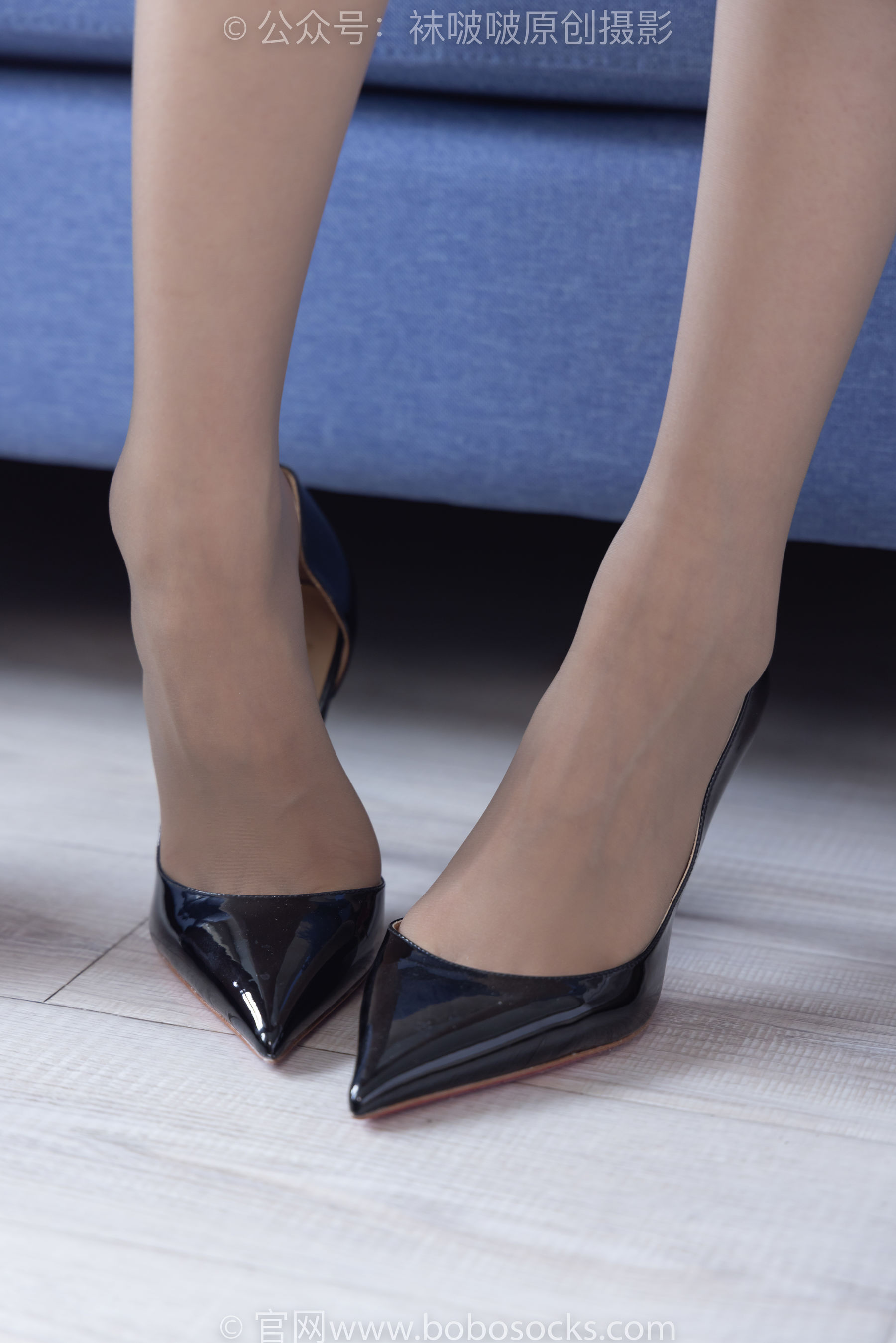 BoBoSocks袜啵啵 No.224 小甜豆稚予-高跟鞋、咖啡色丝袜、裸足、ol制服