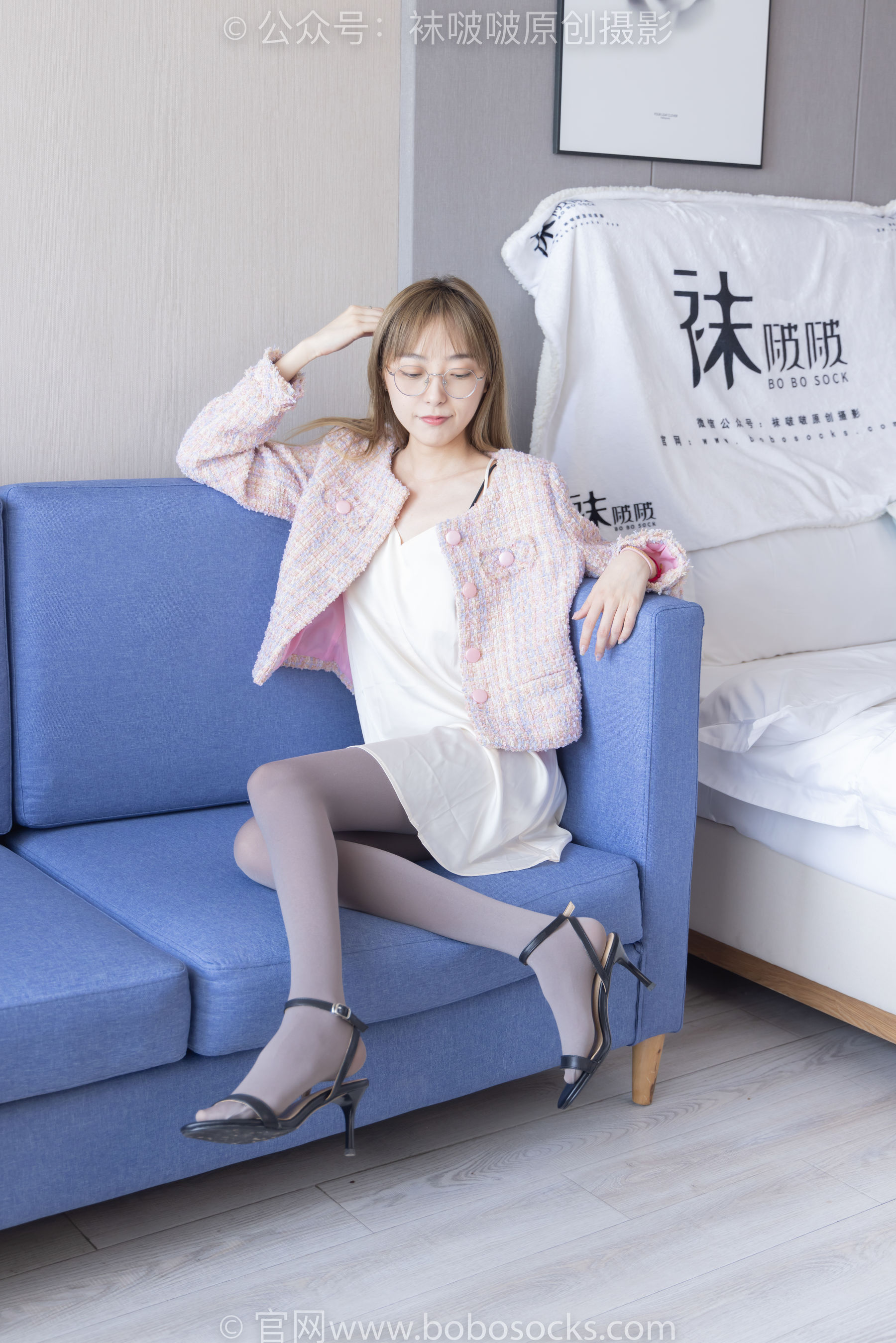 BoBoSocks袜啵啵 No.225 稚予-两双高跟鞋、厚灰丝