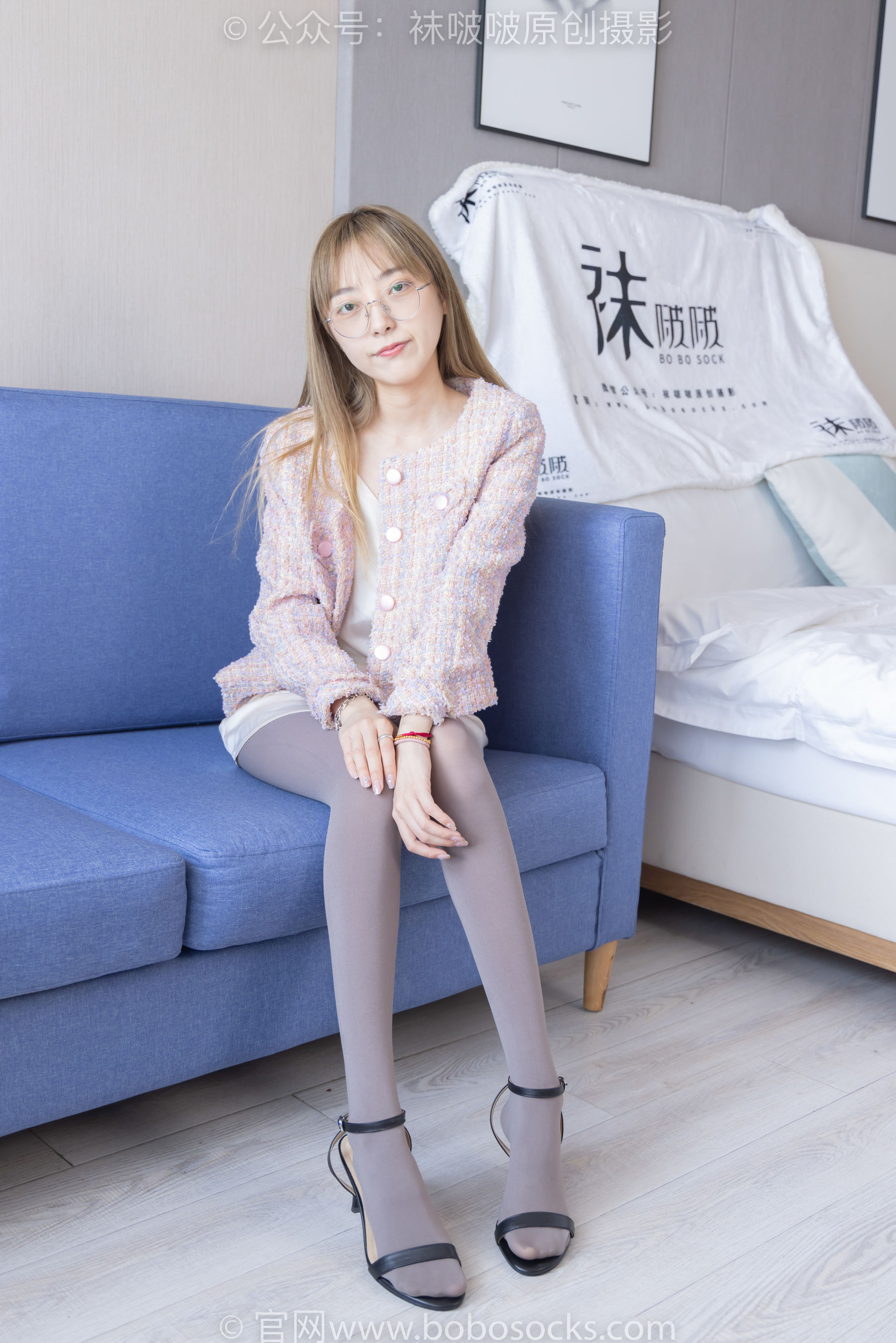 BoBoSocks袜啵啵 No.225 稚予-两双高跟鞋、厚灰丝