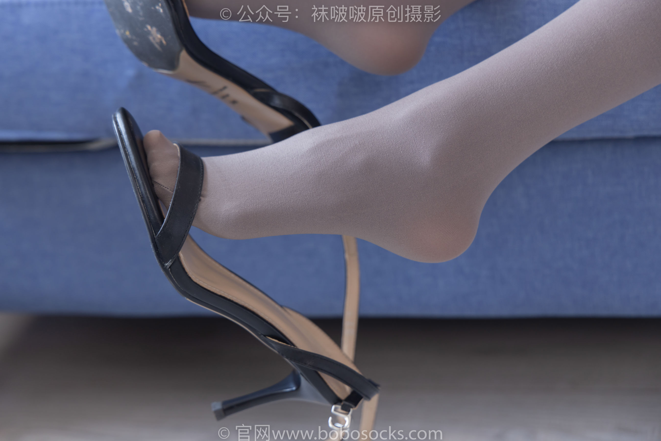 BoBoSocks袜啵啵 No.225 稚予-两双高跟鞋、厚灰丝