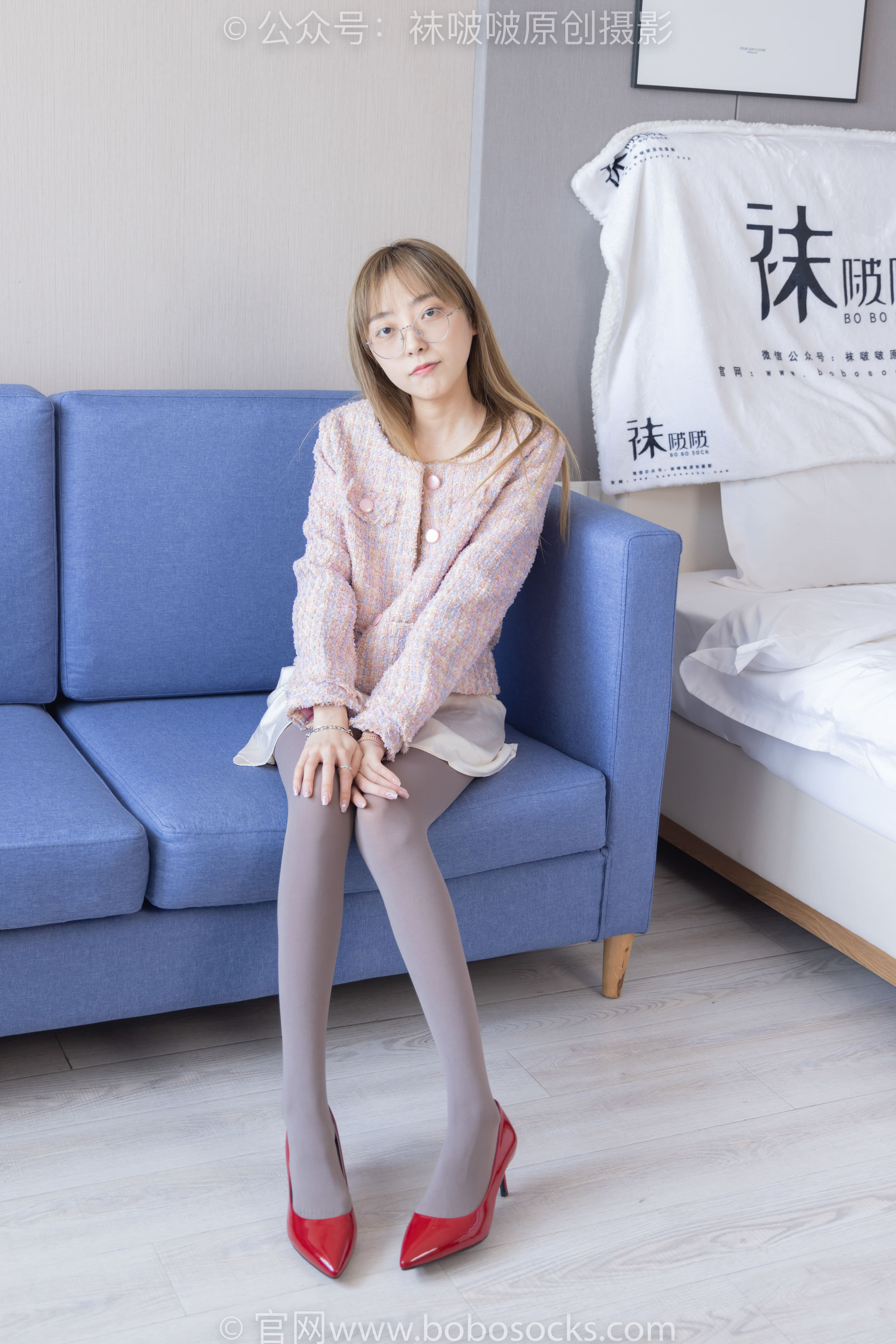 BoBoSocks袜啵啵 No.225 稚予-两双高跟鞋、厚灰丝