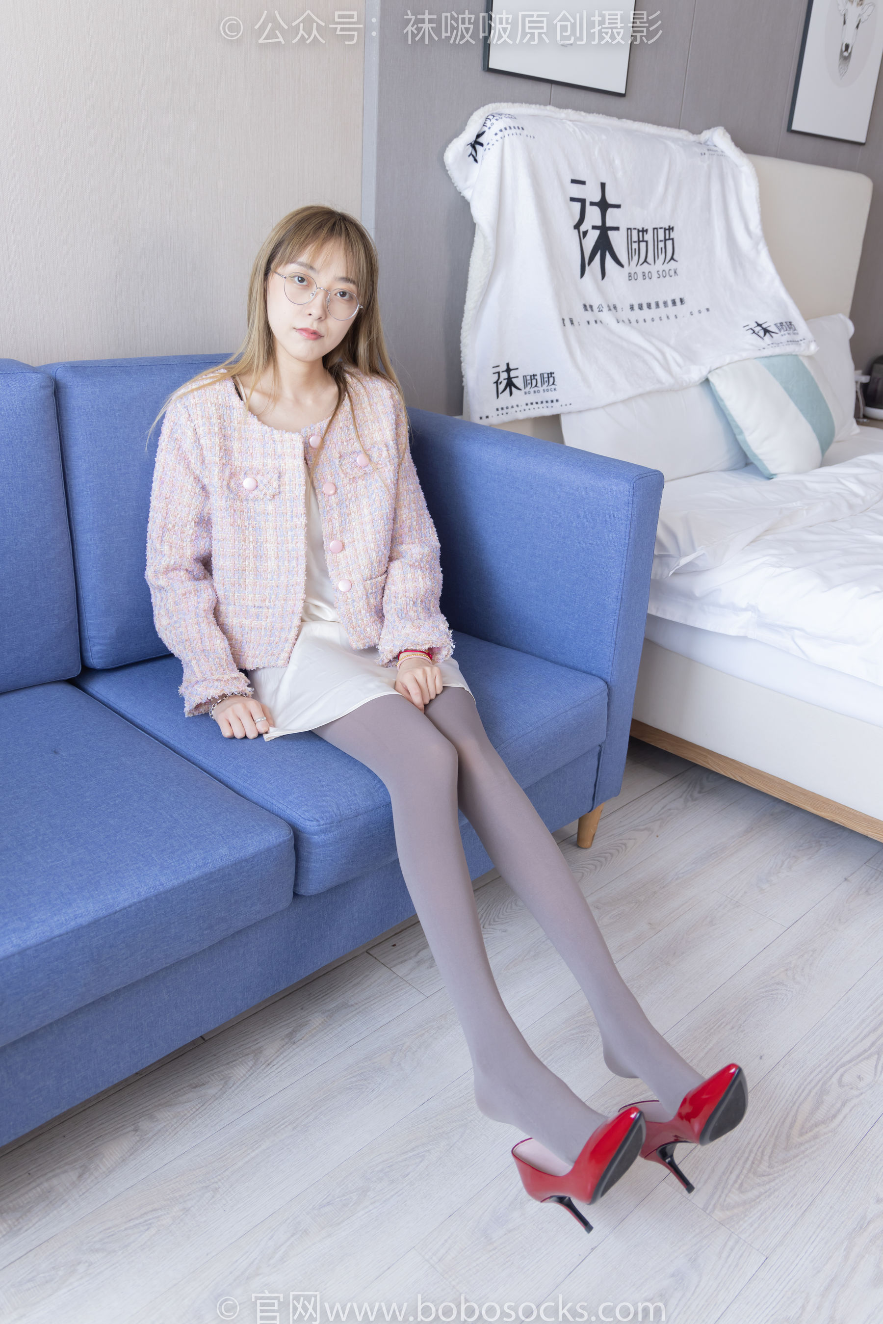 BoBoSocks袜啵啵 No.225 稚予-两双高跟鞋、厚灰丝