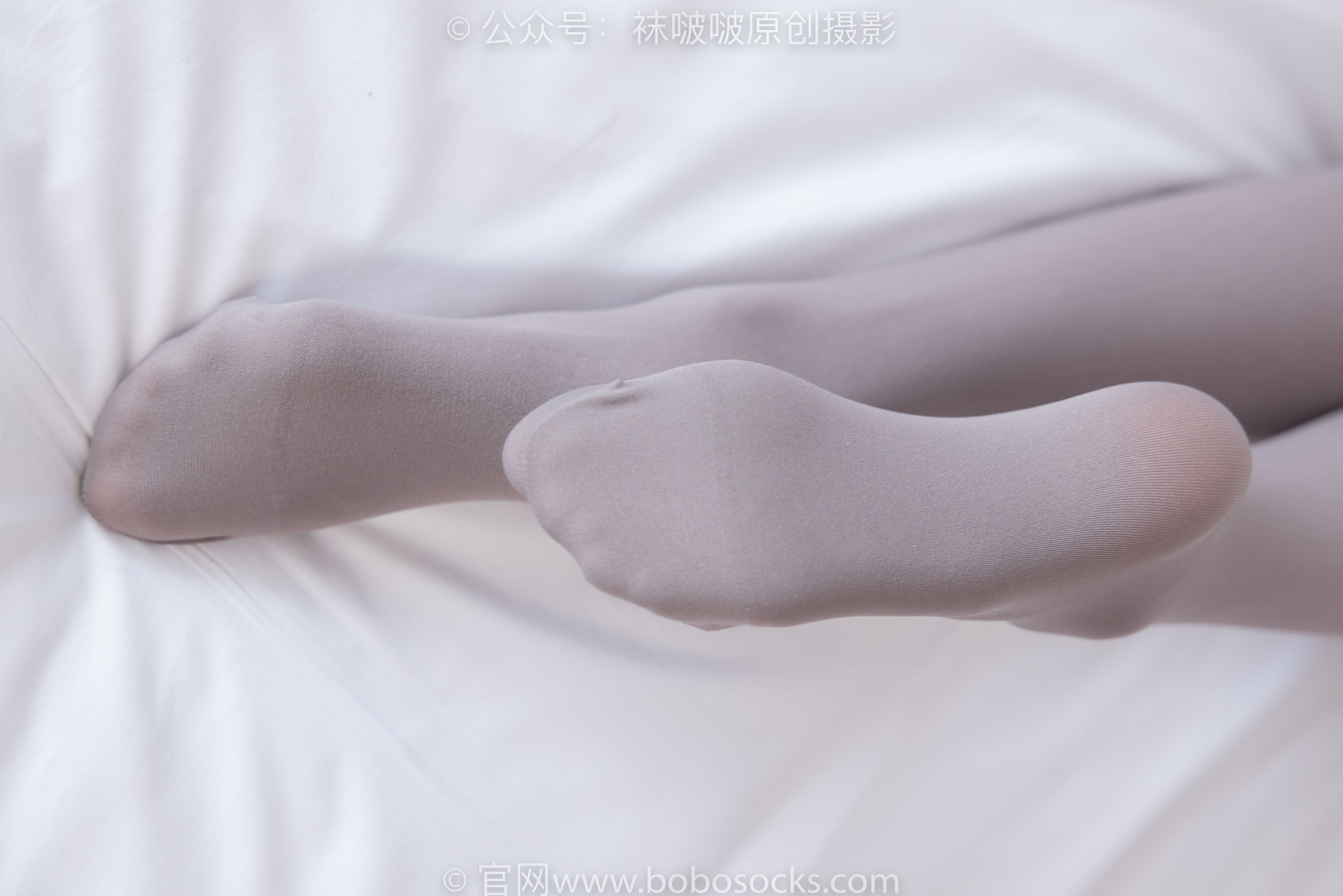 BoBoSocks袜啵啵 No.225 稚予-两双高跟鞋、厚灰丝