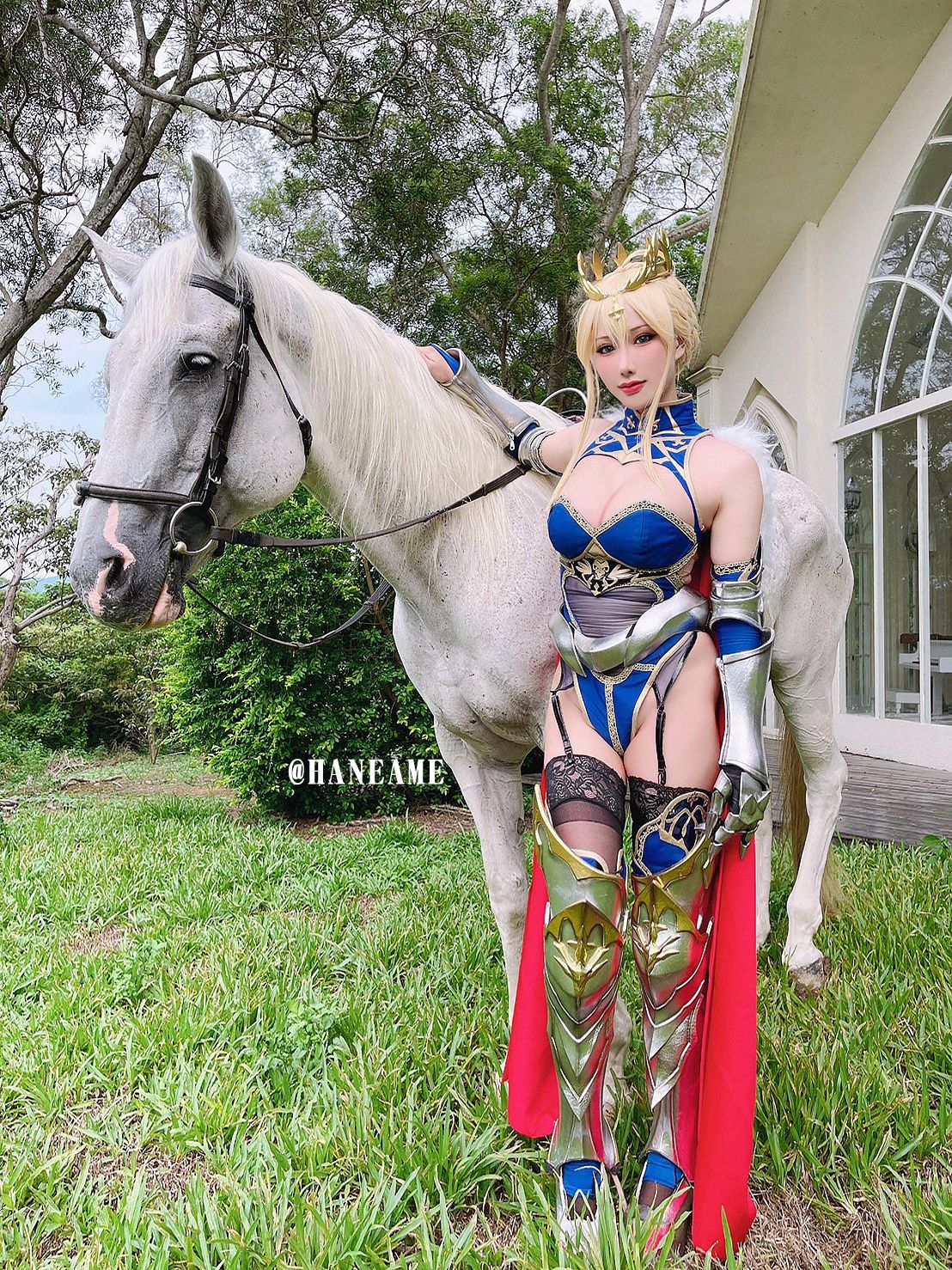 Hane Ame 雨波写真 - ARTORIA LANCER Photobook (FGO) - 1