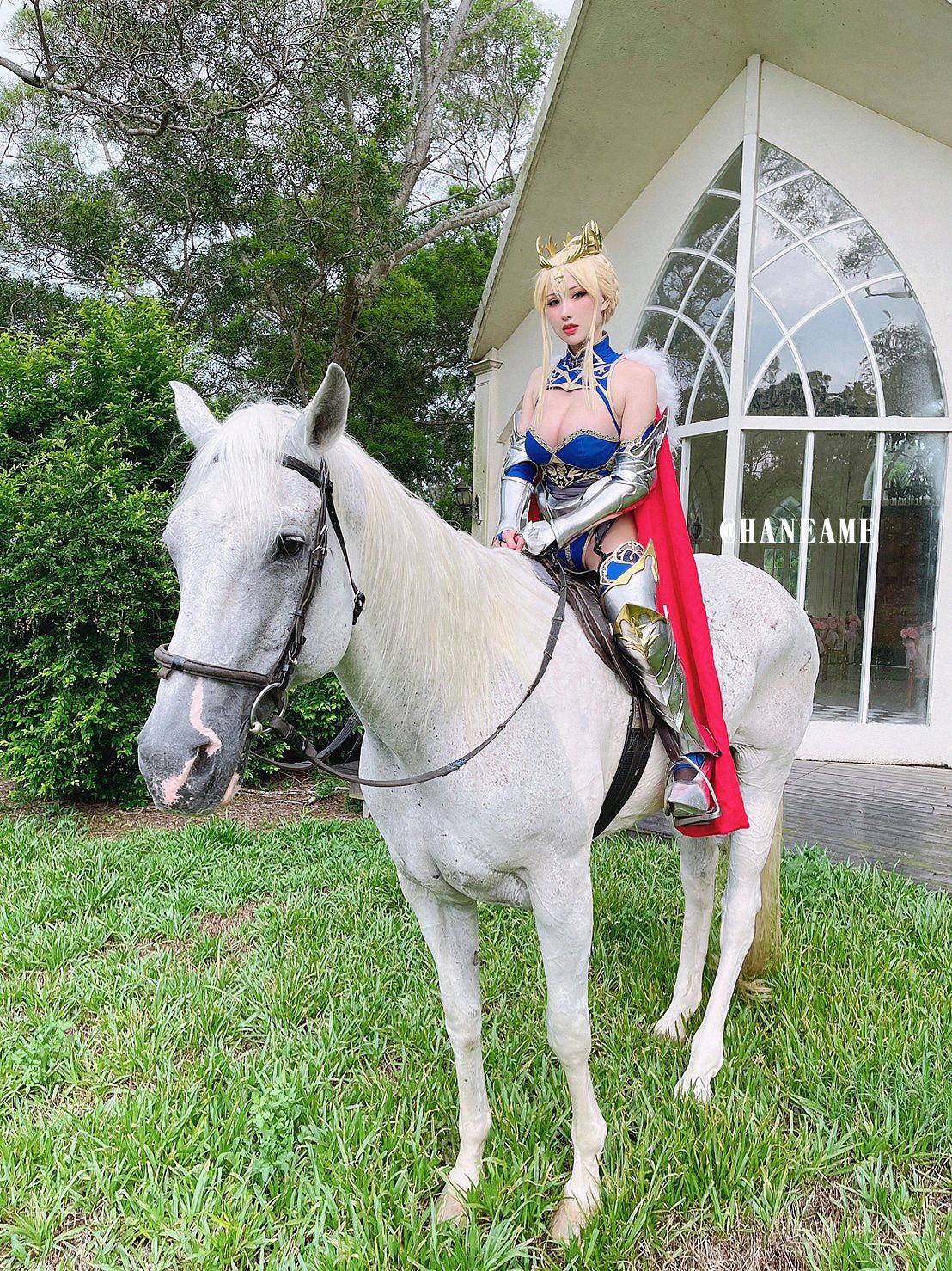 Hane Ame 雨波写真 - ARTORIA LANCER Photobook (FGO) - 1
