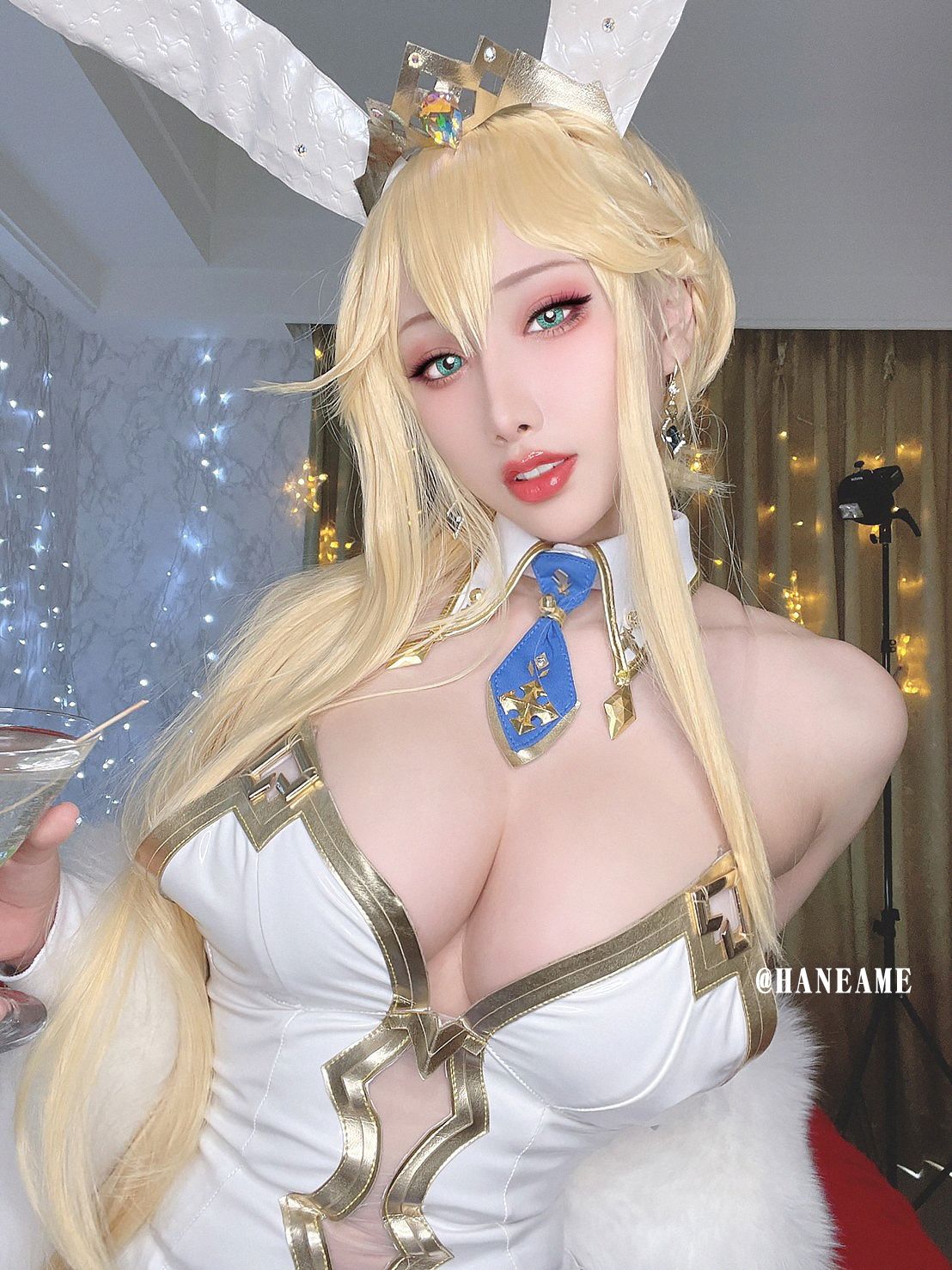 Hane Ame 雨波写真 - ARTORIA LANCER Photobook (FGO) - 1