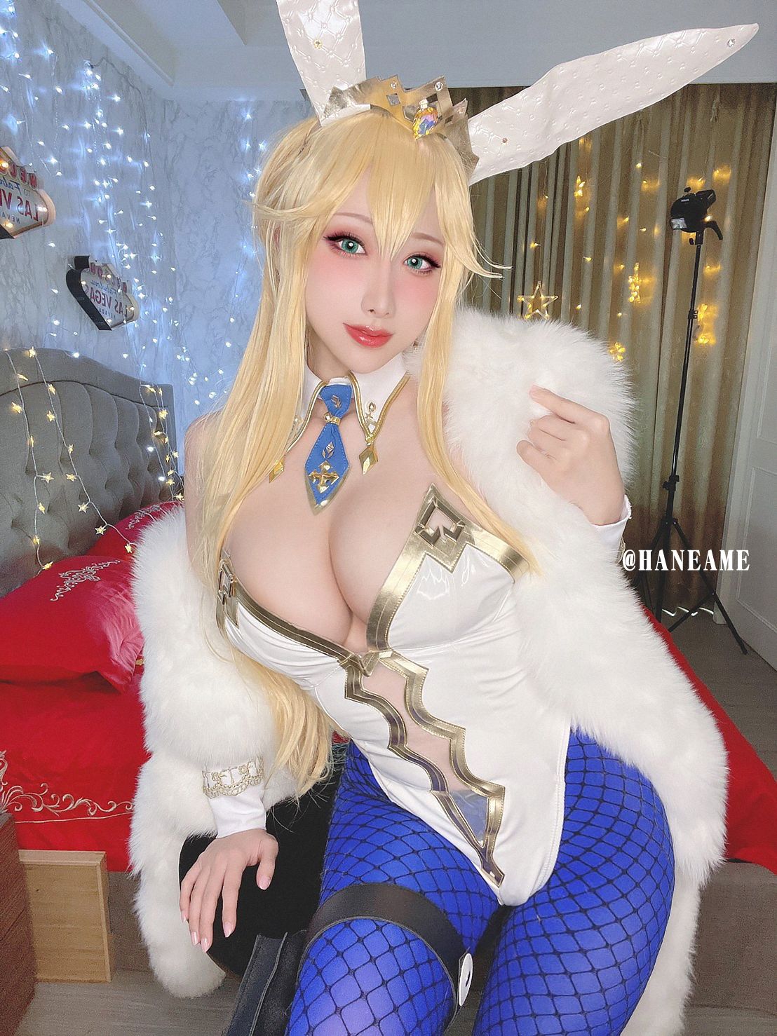Hane Ame 雨波写真 - ARTORIA LANCER Photobook (FGO) - 1