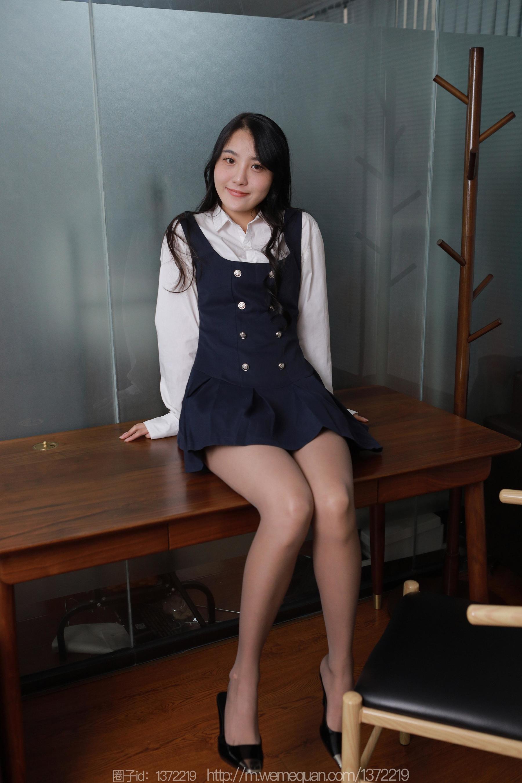 IESS异思趣向 - 模特：婉萍 《学苑短裙》