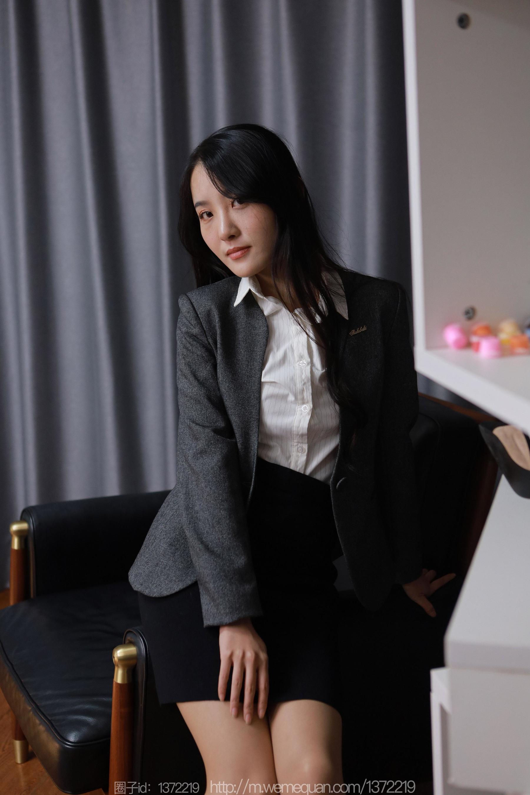 IESS异思趣向 - 模特：婉萍 《白色高跟鞋》