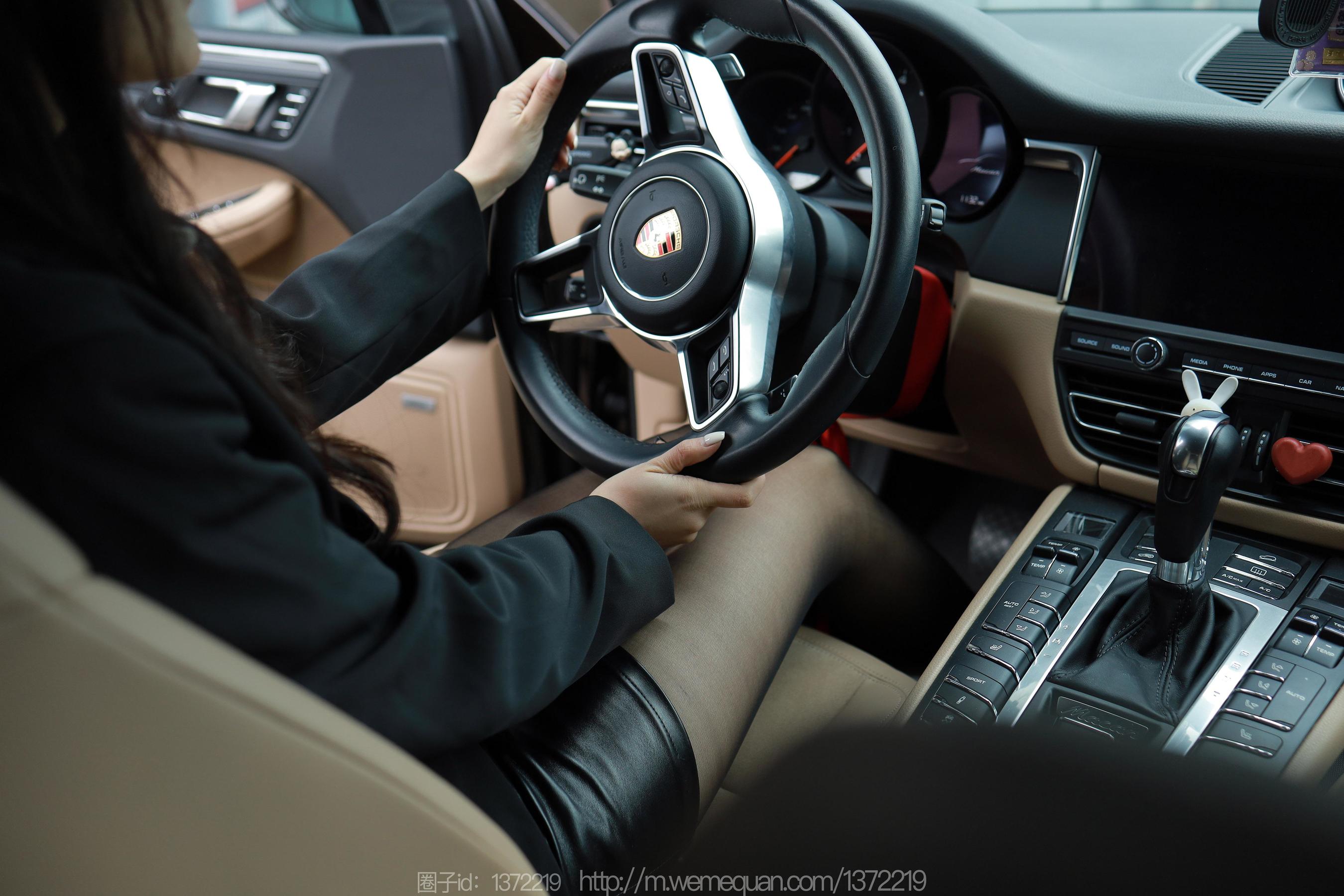 IESS异思趣向 - 模特：婉萍 《美女专车》