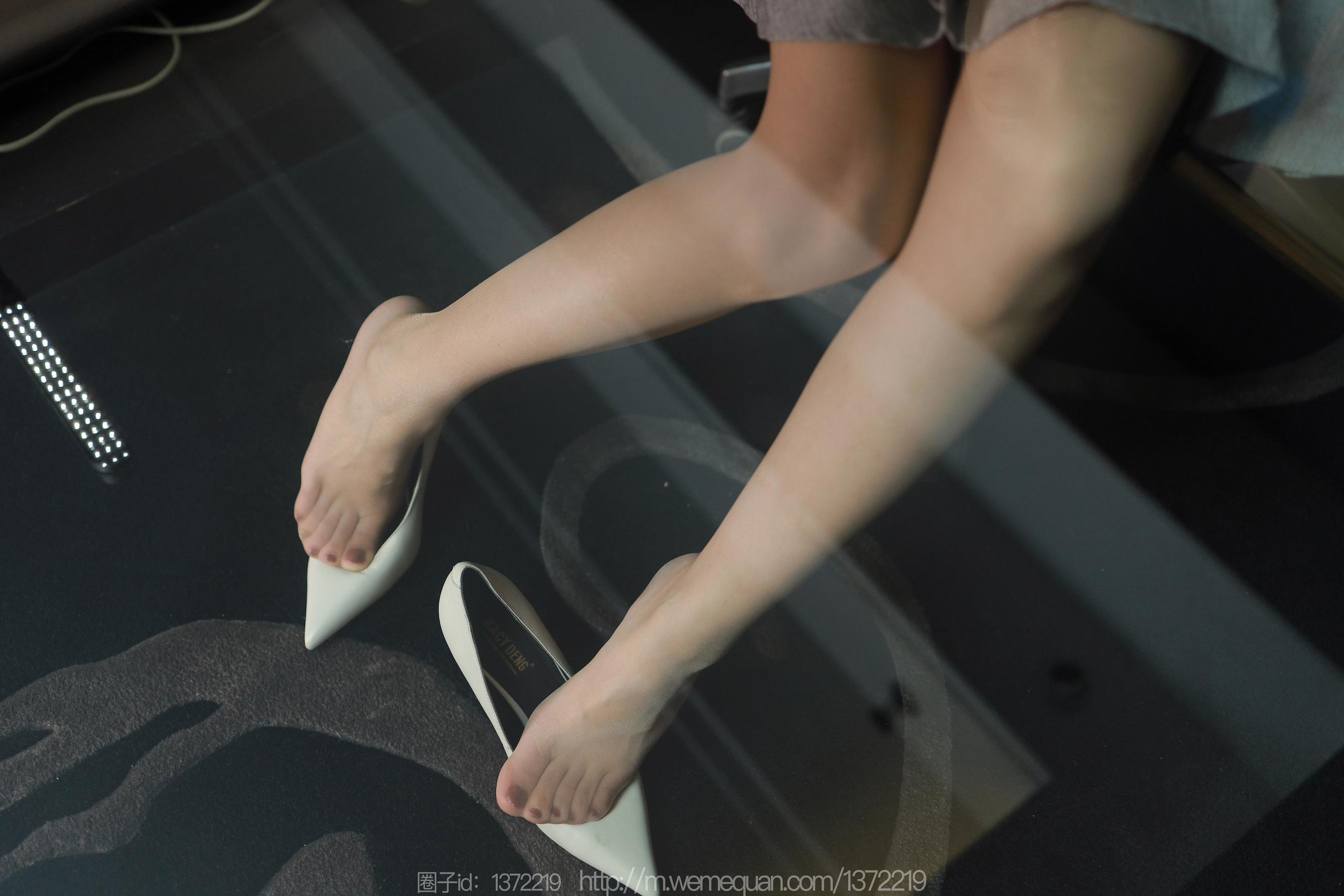 IESS异思趣向 - 模特：小婕 《电话情缘》