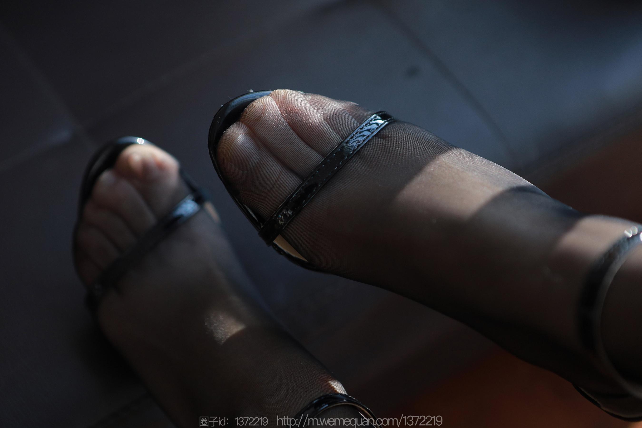 IESS异思趣向 - 模特：小婕 《镜前佳人》