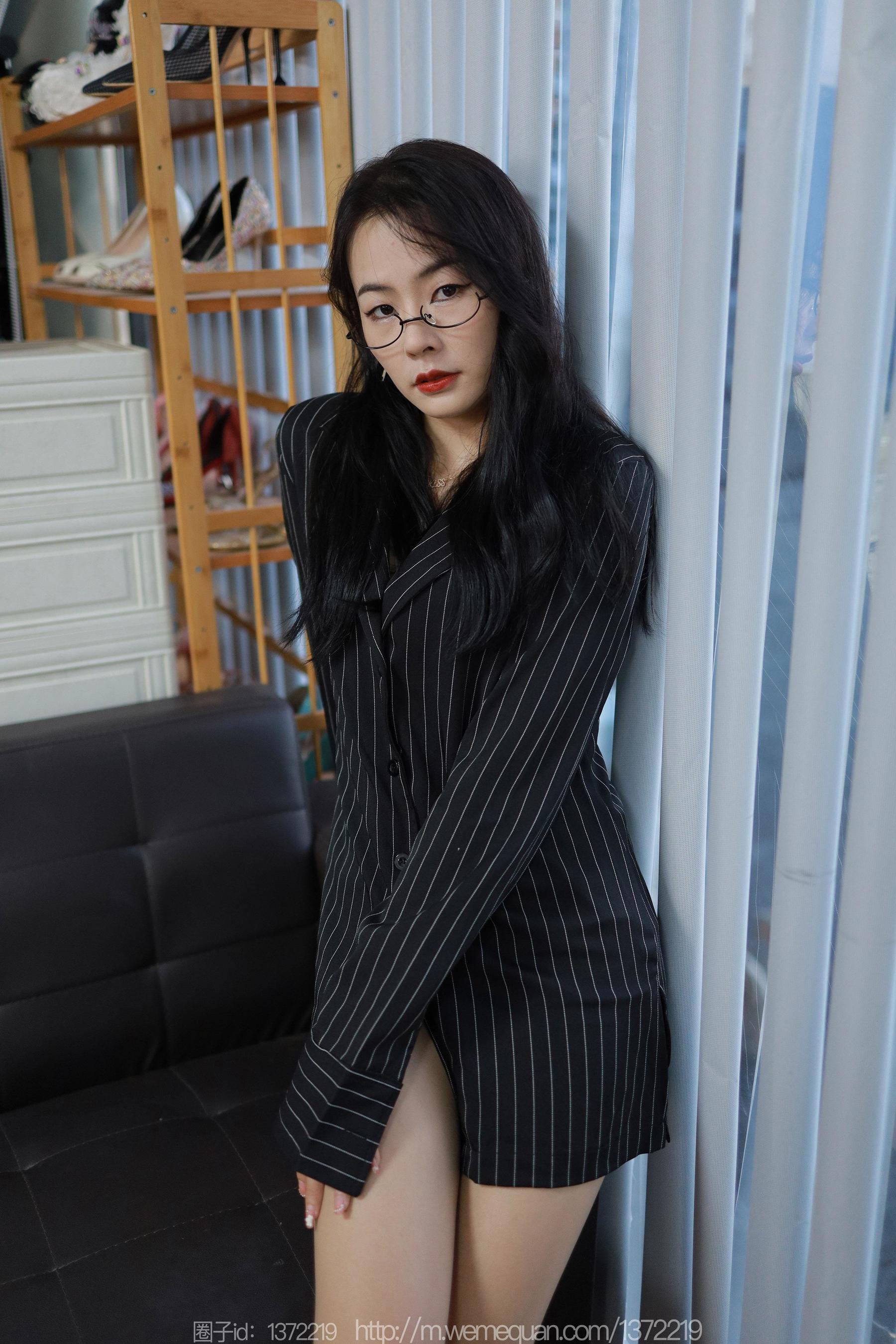 IESS异思趣向 - 模特：小金 《制服玉姐》