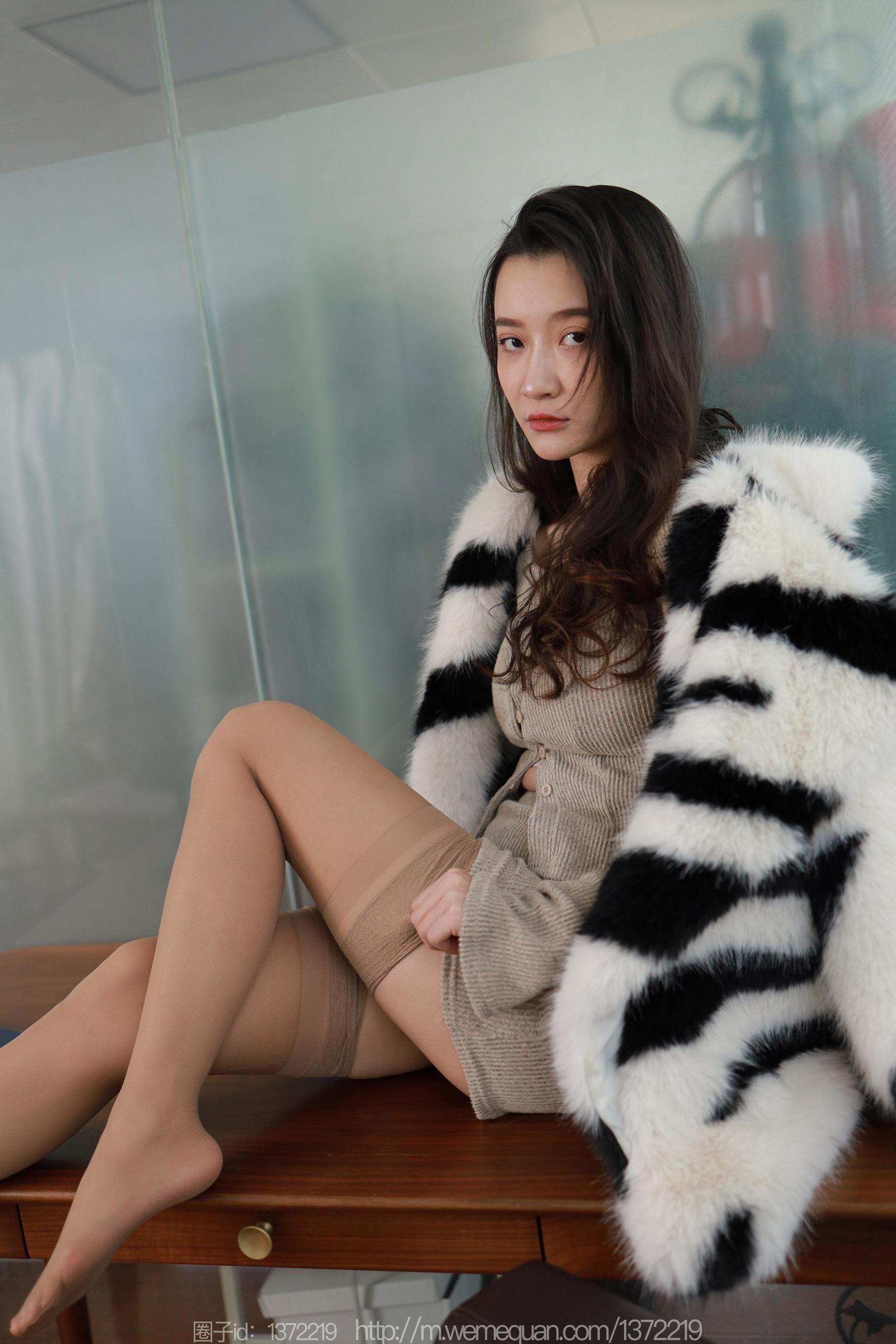IESS异思趣向 - 模特：秋秋 《冷艳美女》