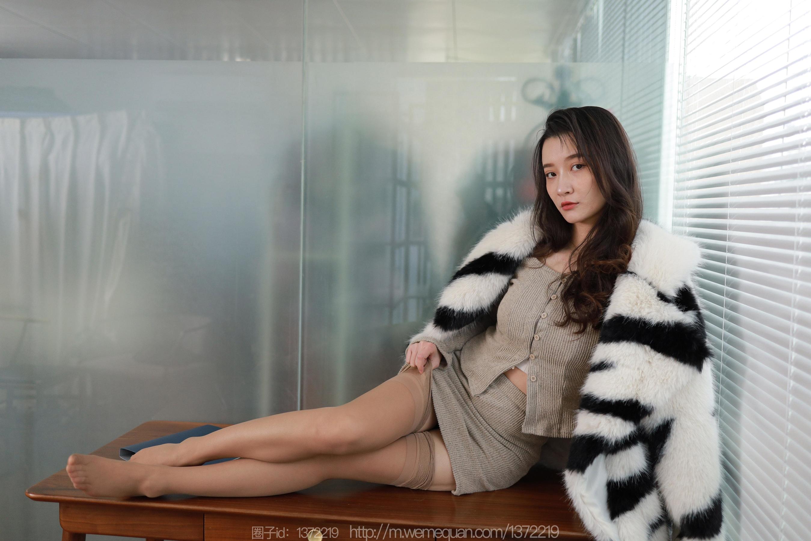 IESS异思趣向 - 模特：秋秋 《冷艳美女》