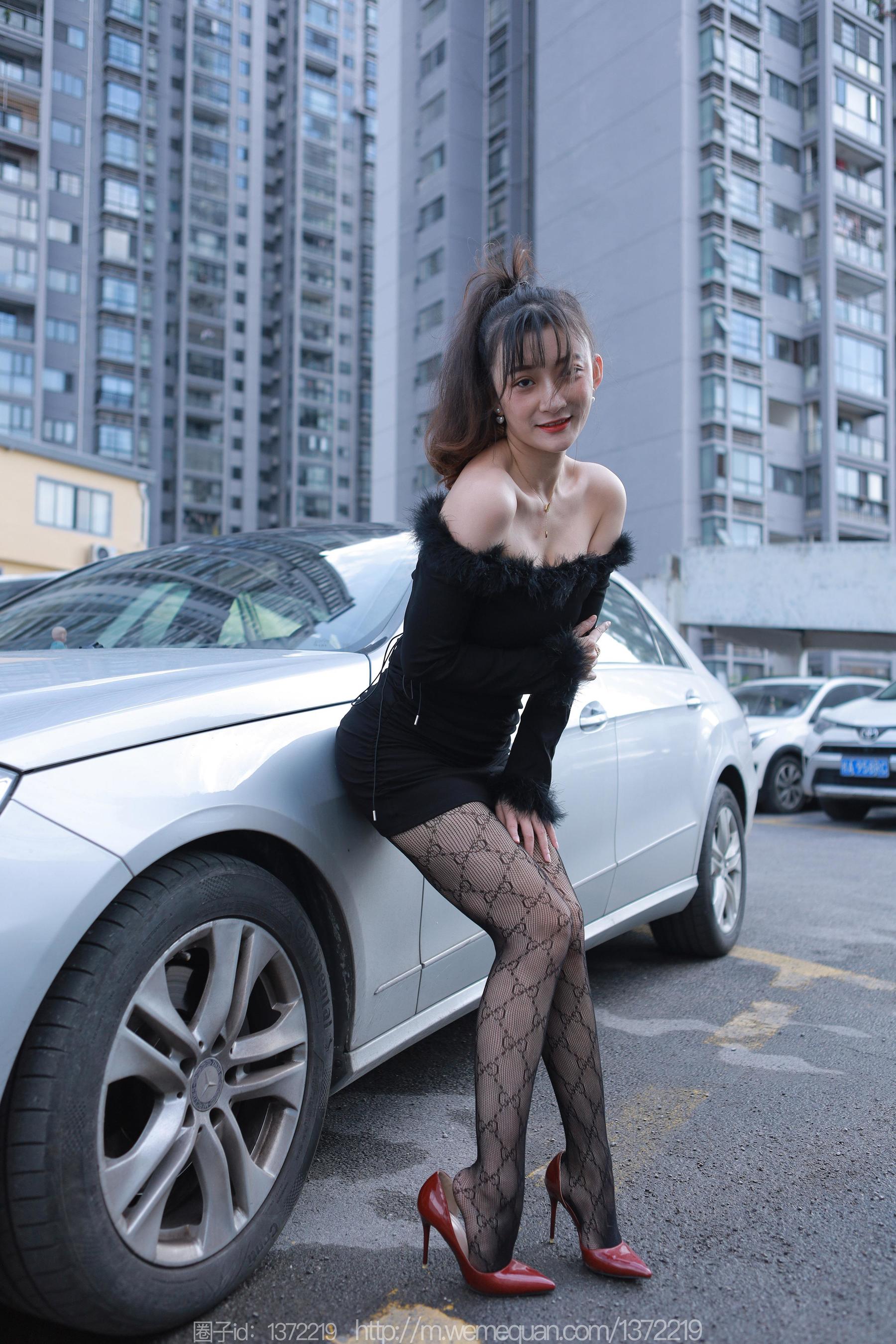 IESS异思趣向 - 模特：秋秋 《车上的故事》