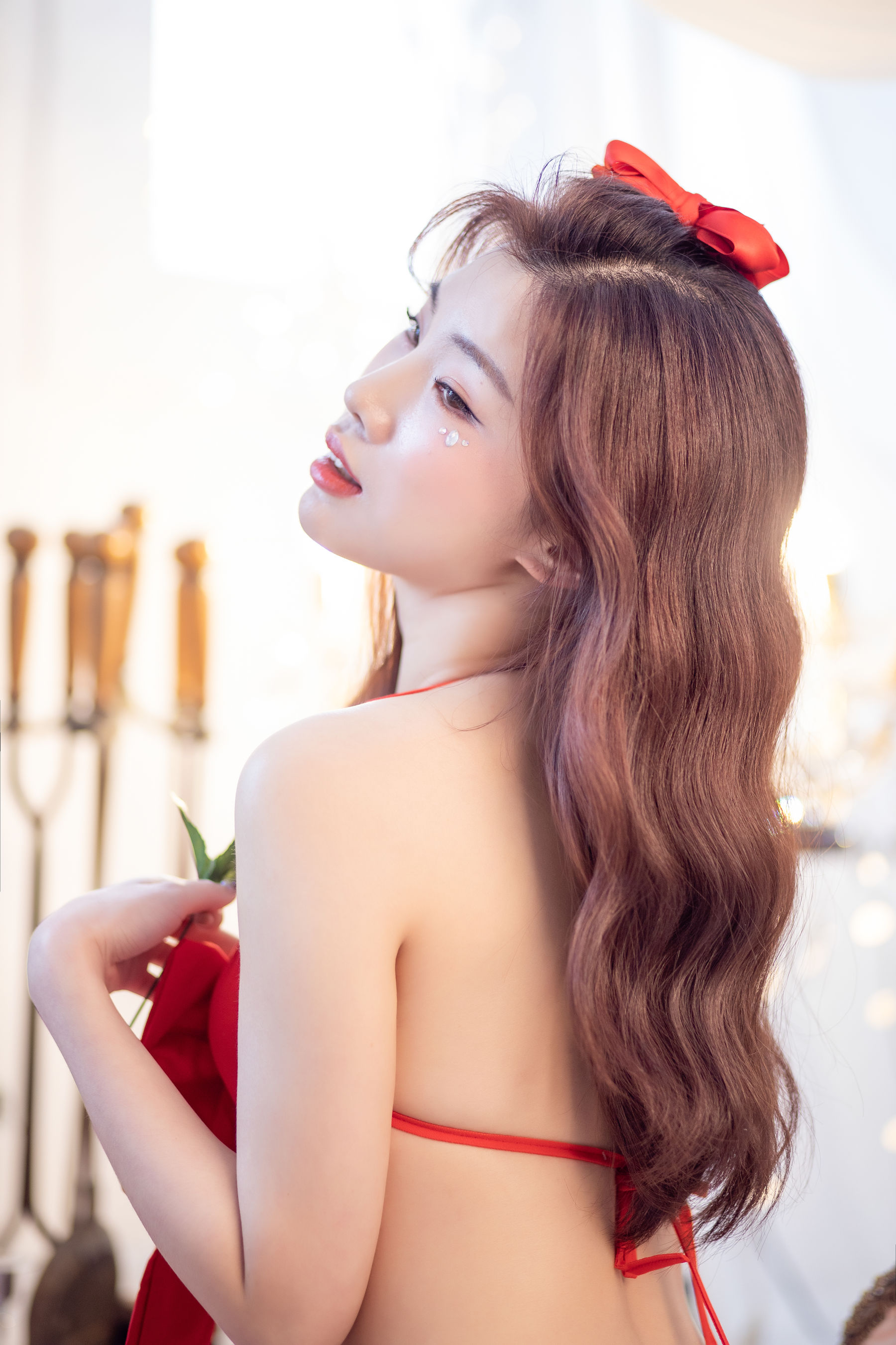 Yebin - X-mas Present red