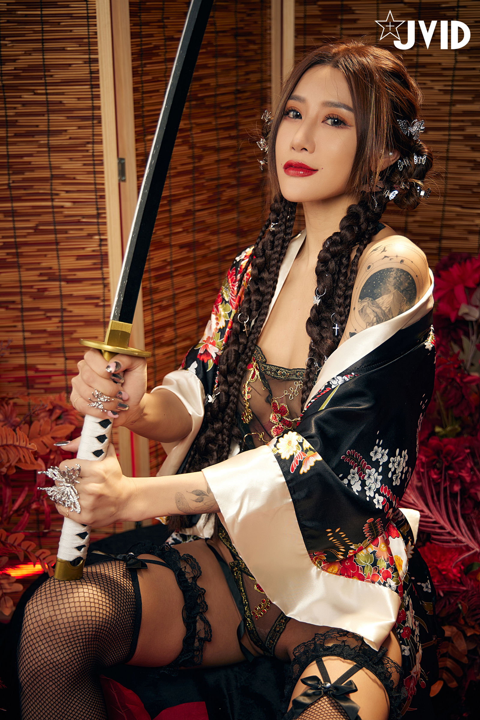 [JVID图集] Lara - 媚娘迷人