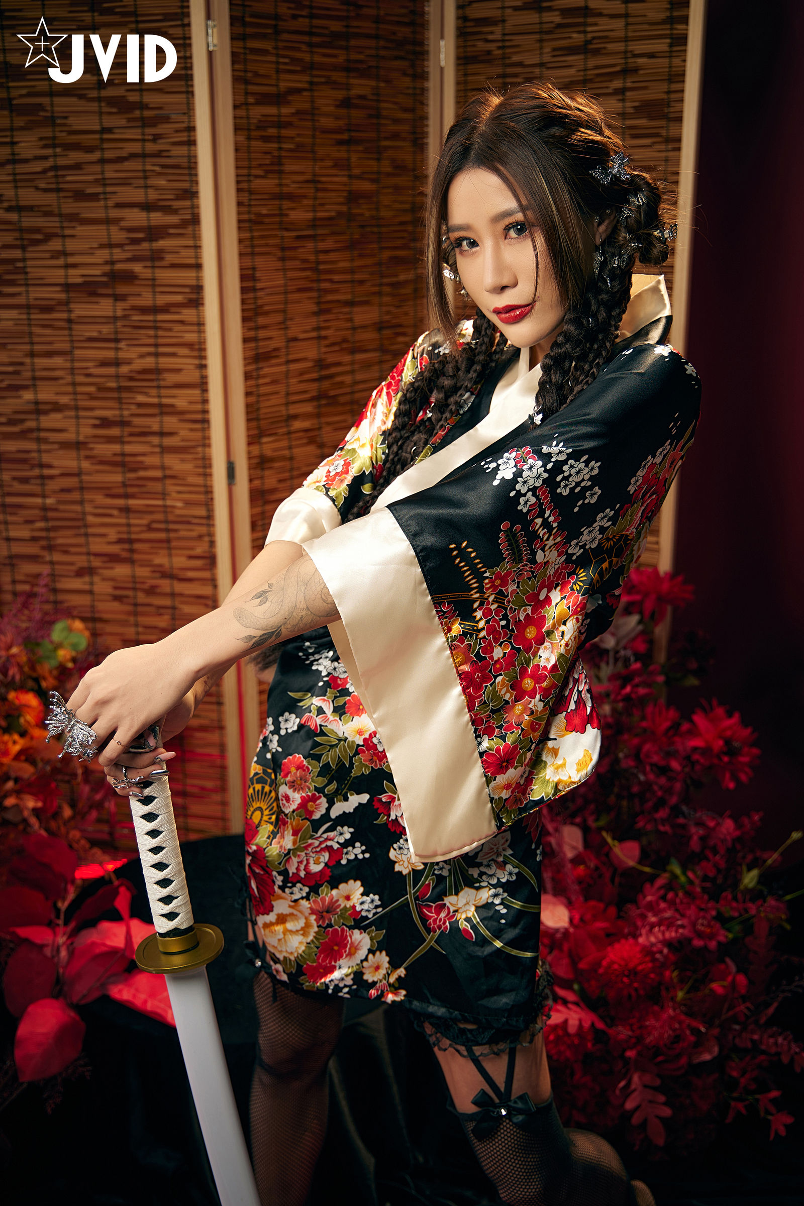 [JVID图集] Lara - 媚娘迷人