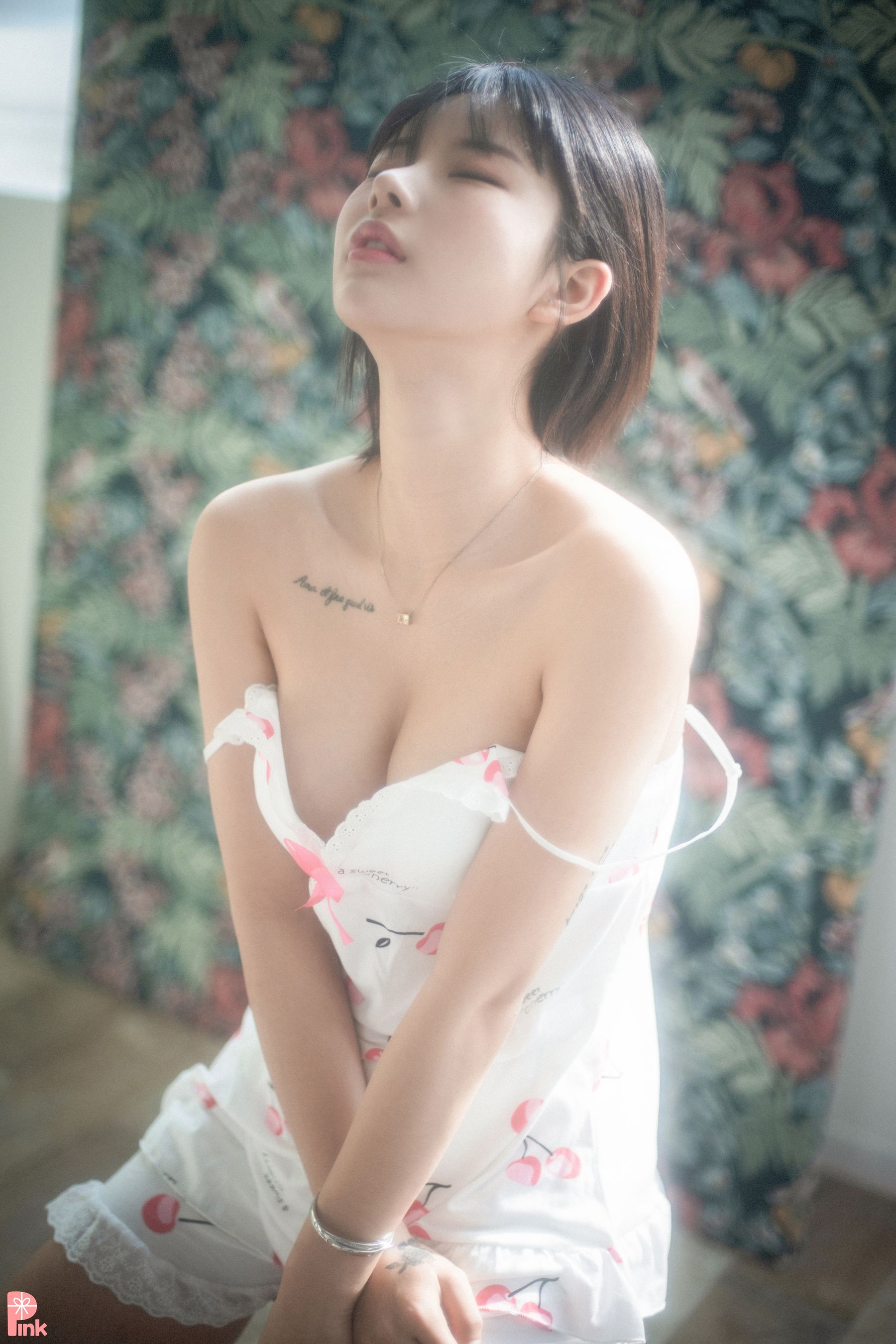 [PINK RIBBON] Uuuha - Floral - 1