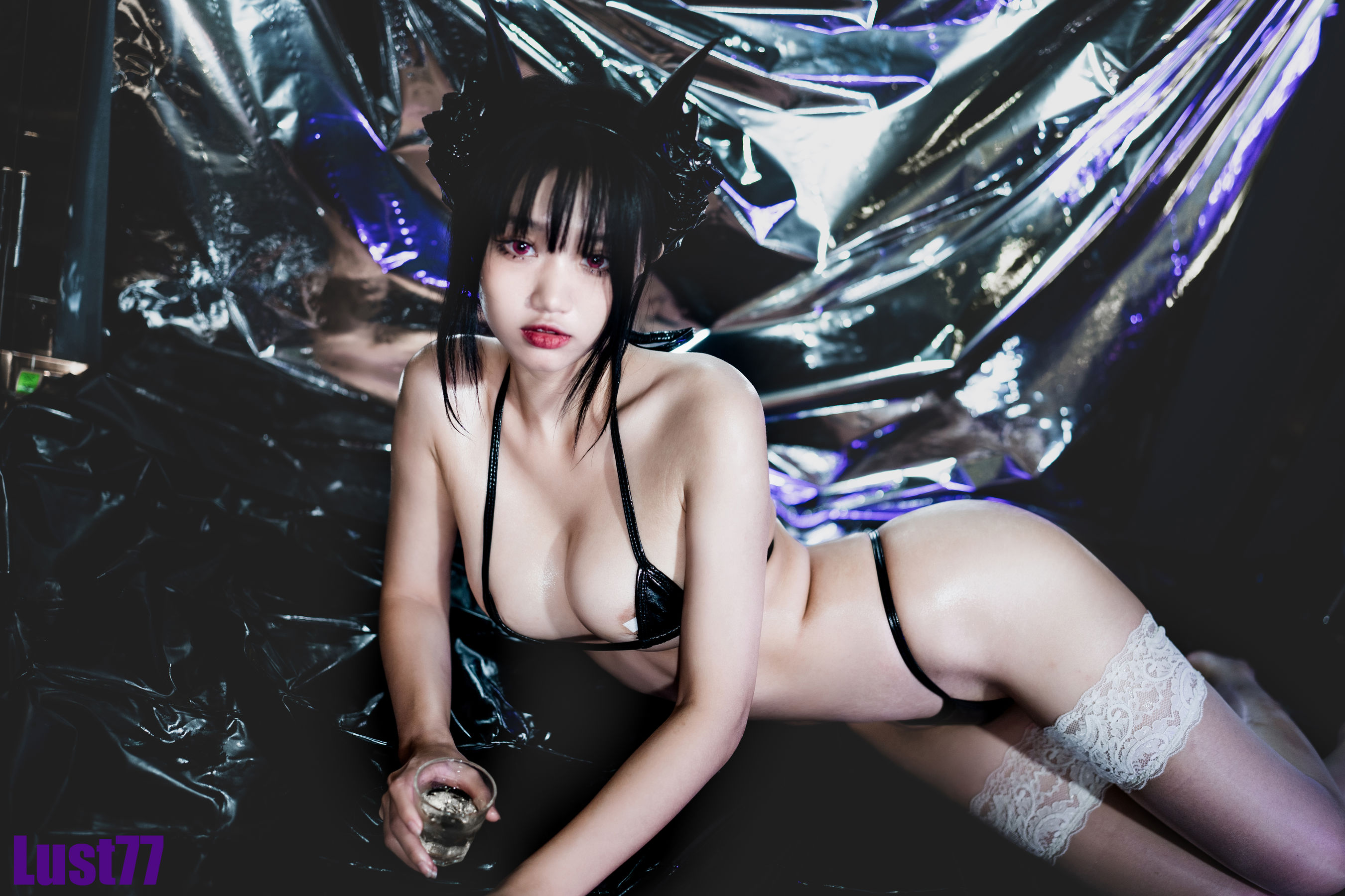 动漫博主柒柒要乖哦 - 女仆の惩戒课